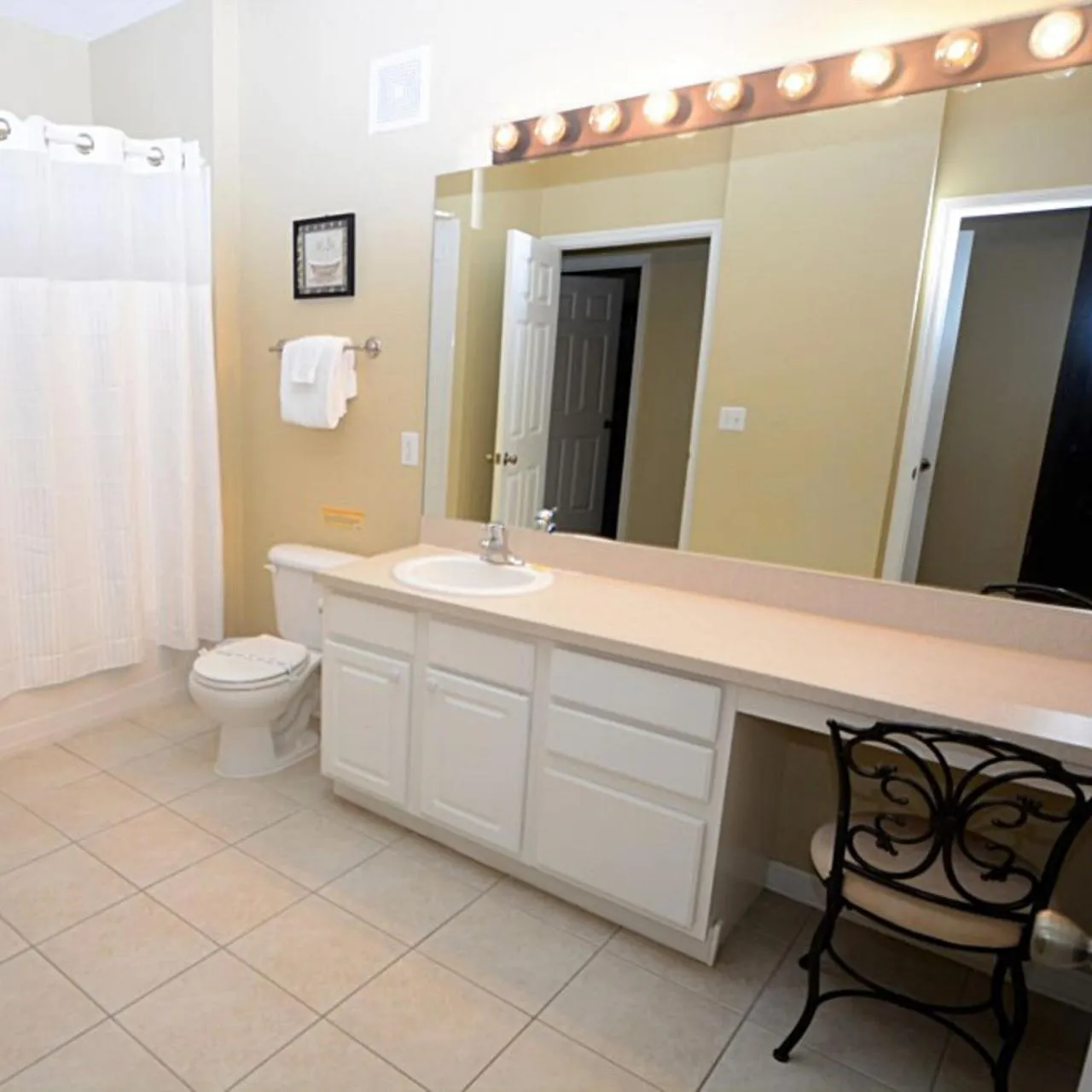 Bathroom in Condominium Apartment Close to Disney in Orlando Florida