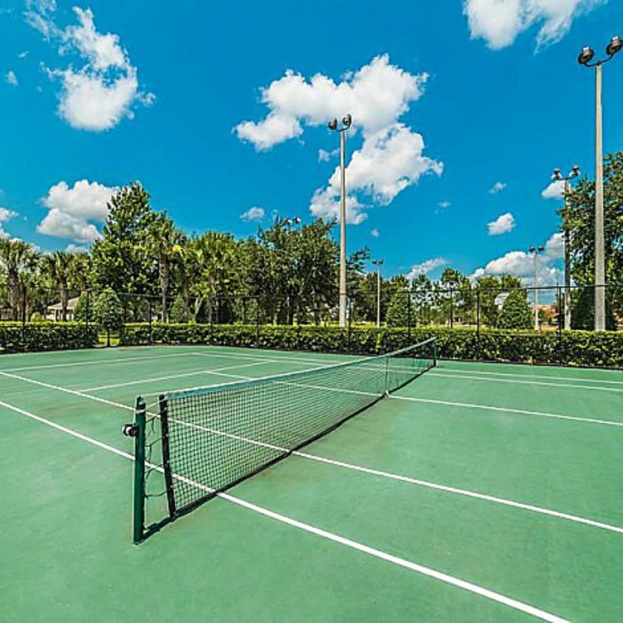 Tennis court in Condominium Apartment Close to Disney in Orlando Florida