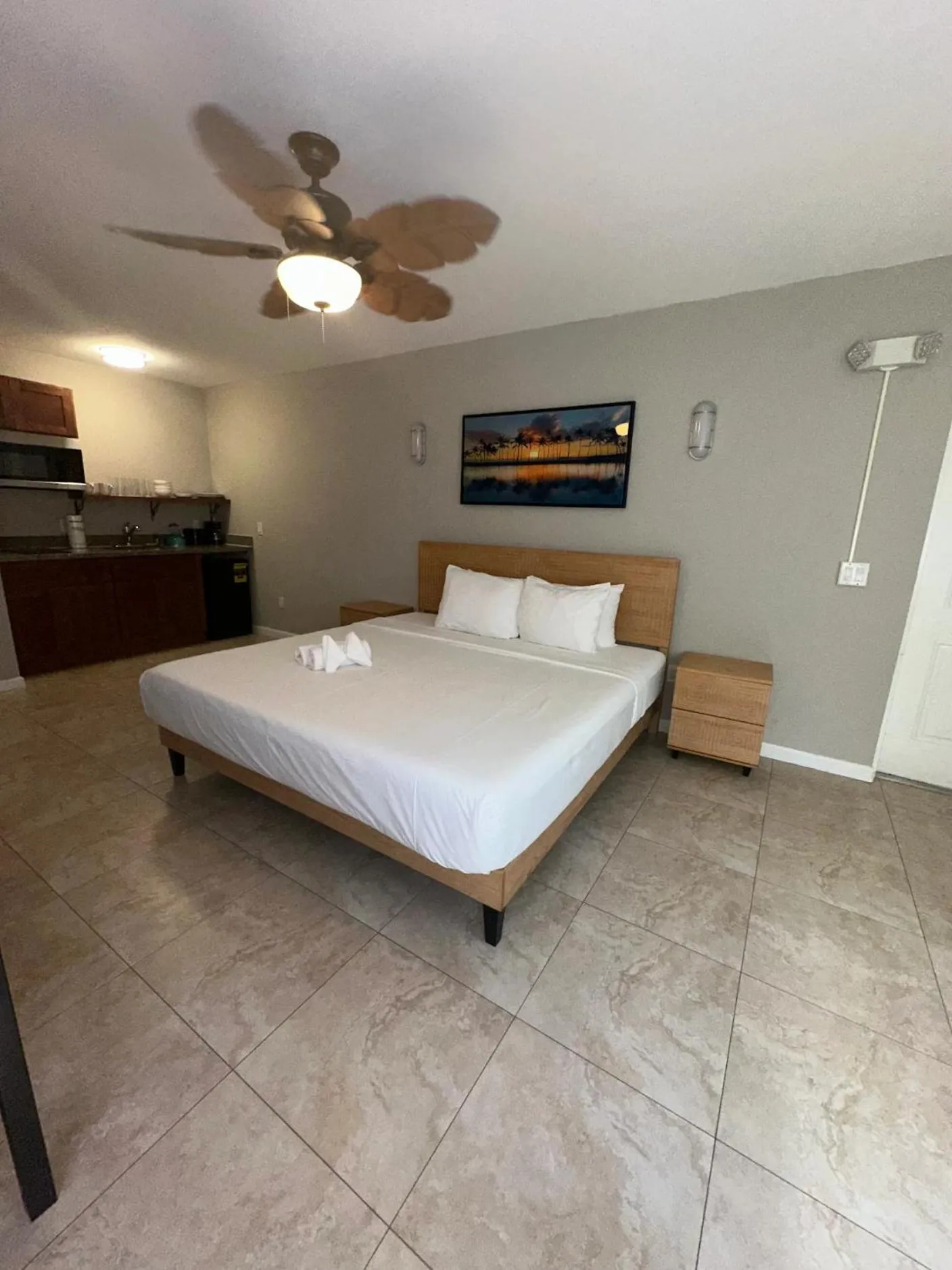 Bed in Surf & Sand Seaside