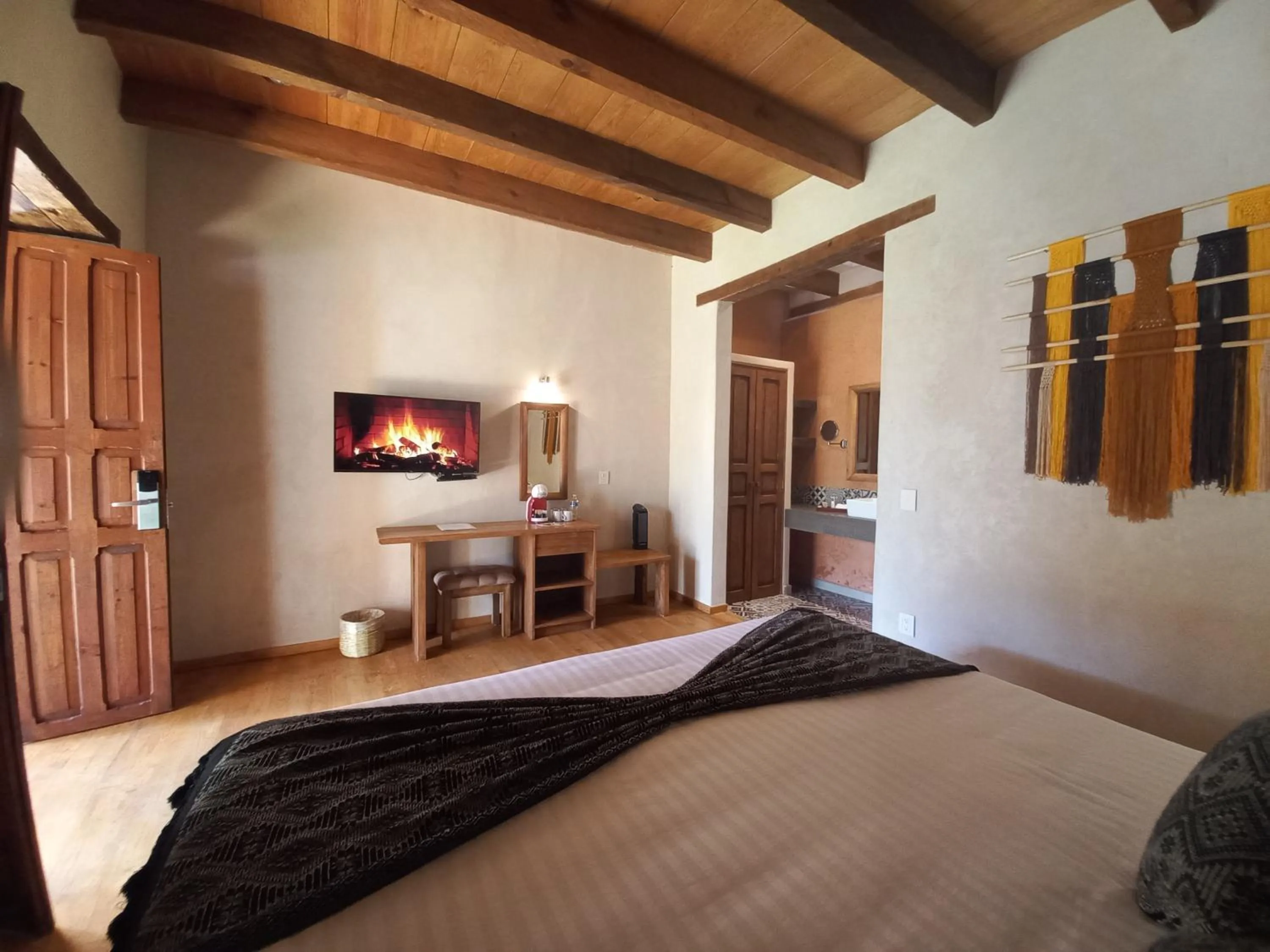 Photo of the whole room, Bed in Hotel Junvay