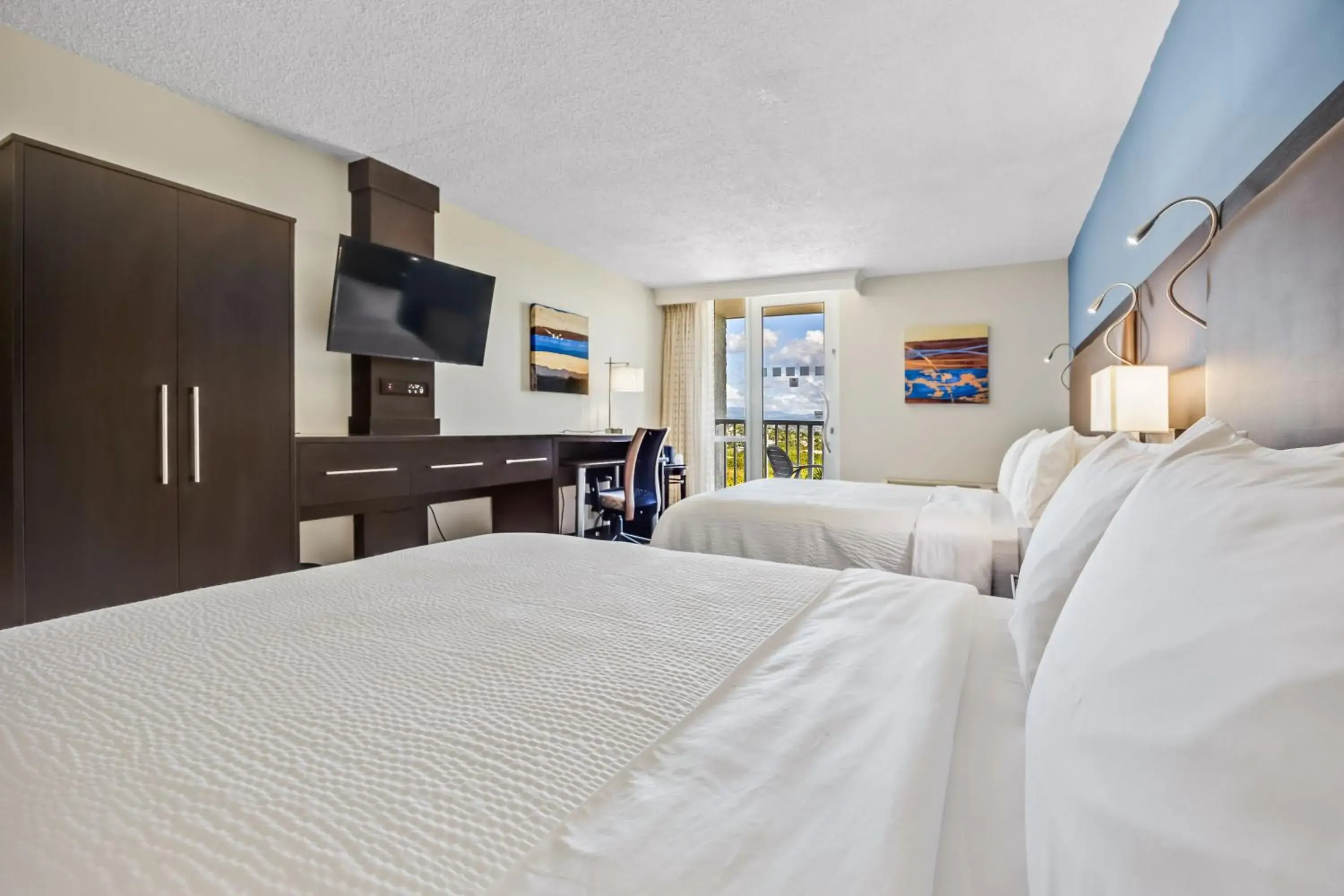 Standard Room with Two Queen Beds in Holiday Inn Ponce & El Tropical Casino by IHG Standard Room with Two Queen Beds in Holiday Inn Ponce & El Tropical Casino by IHG