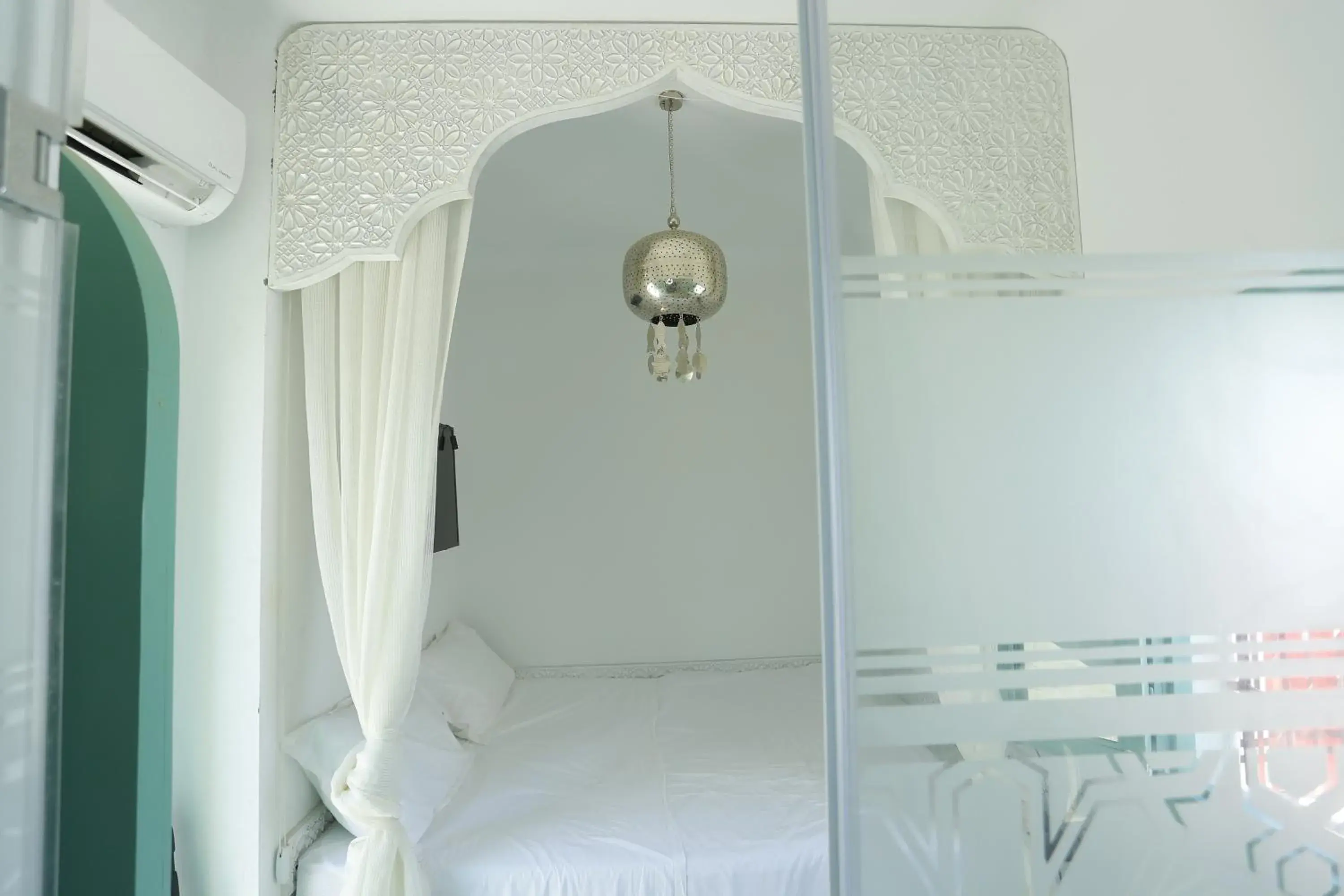 Single Room with Shower - single occupancy in Dar Hammamet Guest House & Hammam Single Room with Shower - single occupancy in Dar Hammamet Guest House & Hammam