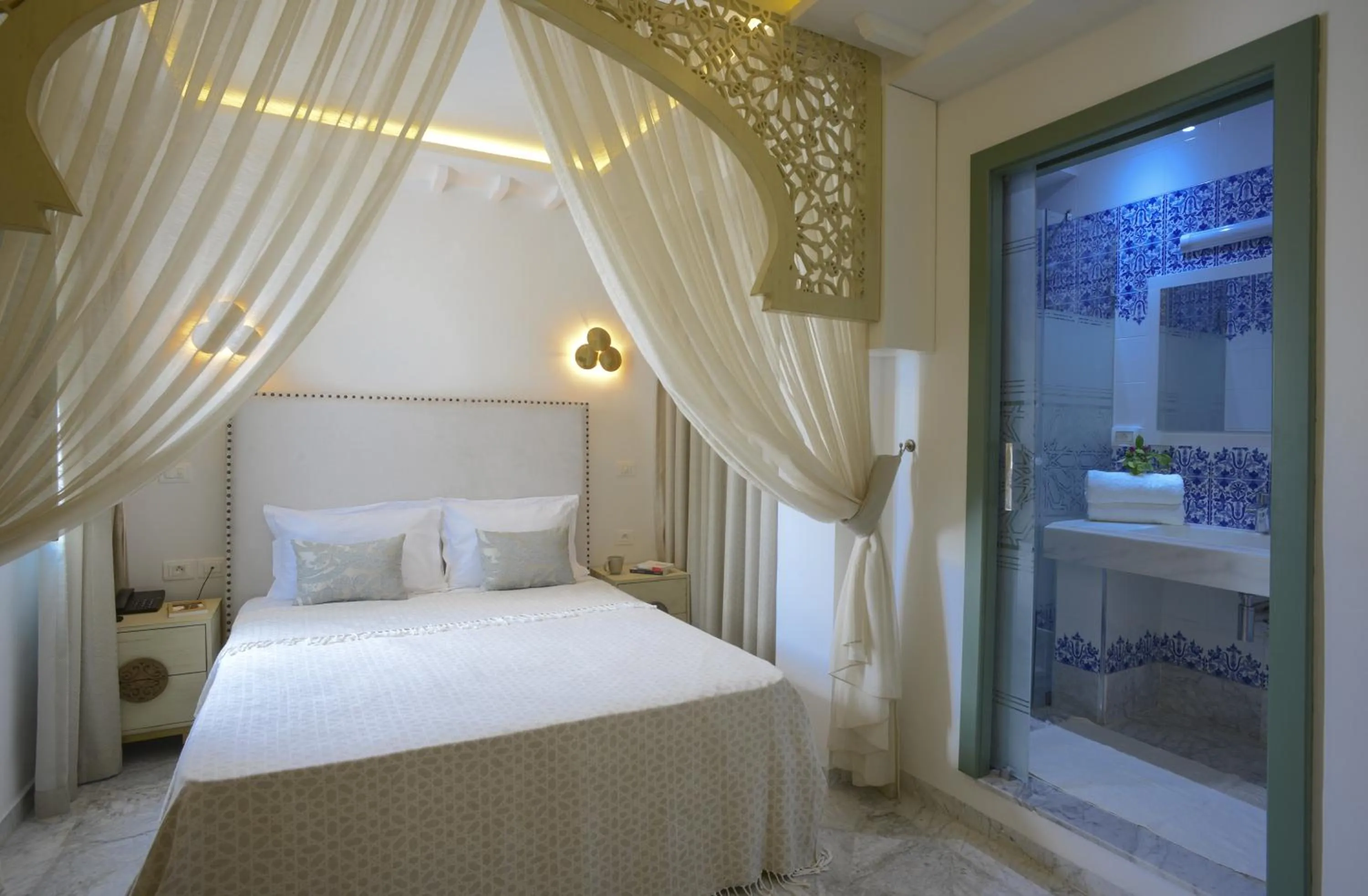 Bed in Dar Hammamet Guest House & Hammam