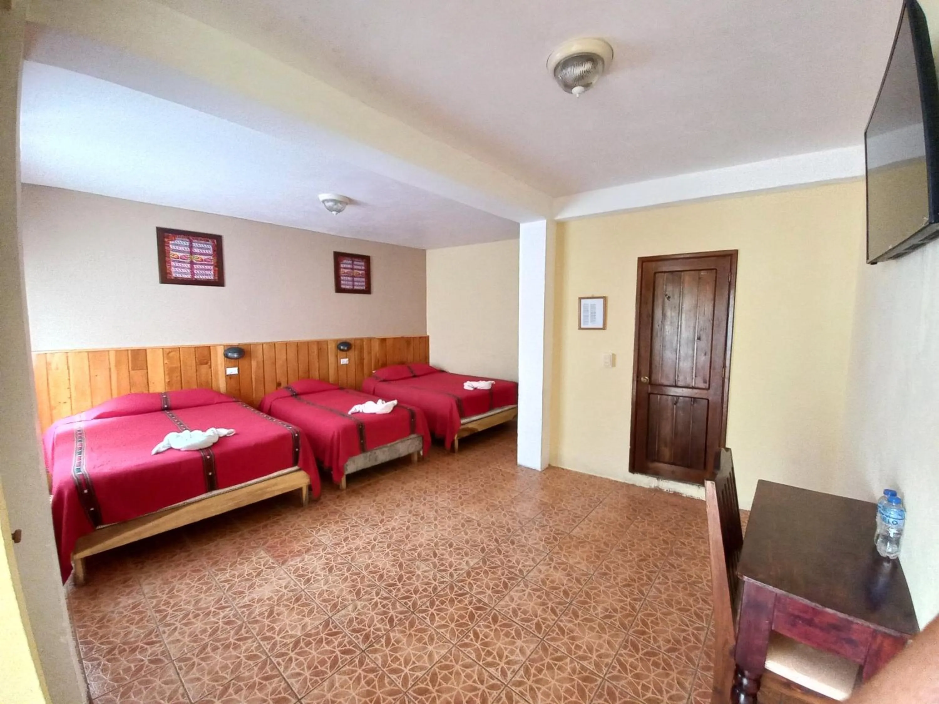 Family, Bed in Hotel Nakbé Atitlán