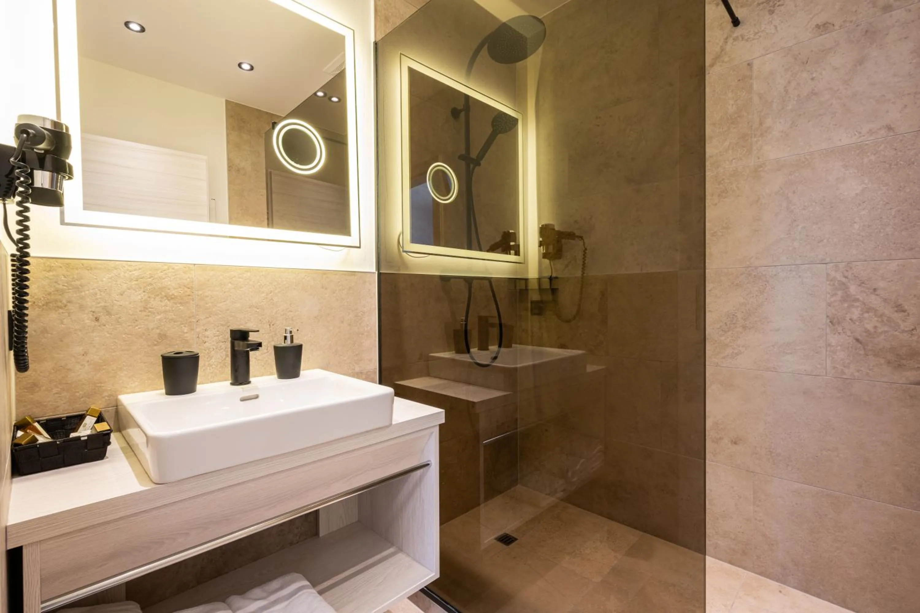 Family Suite in Hotel Villa Flora