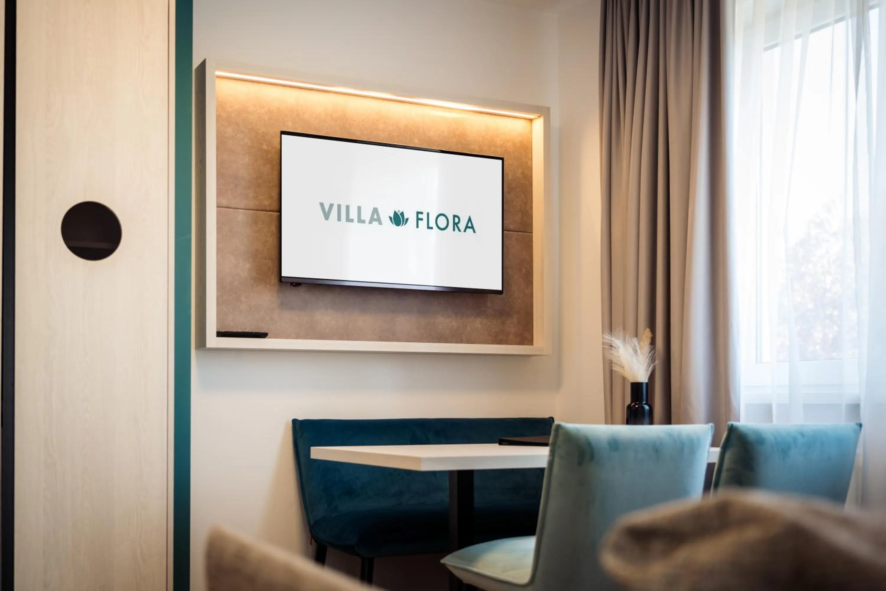 Seating area in Hotel Villa Flora