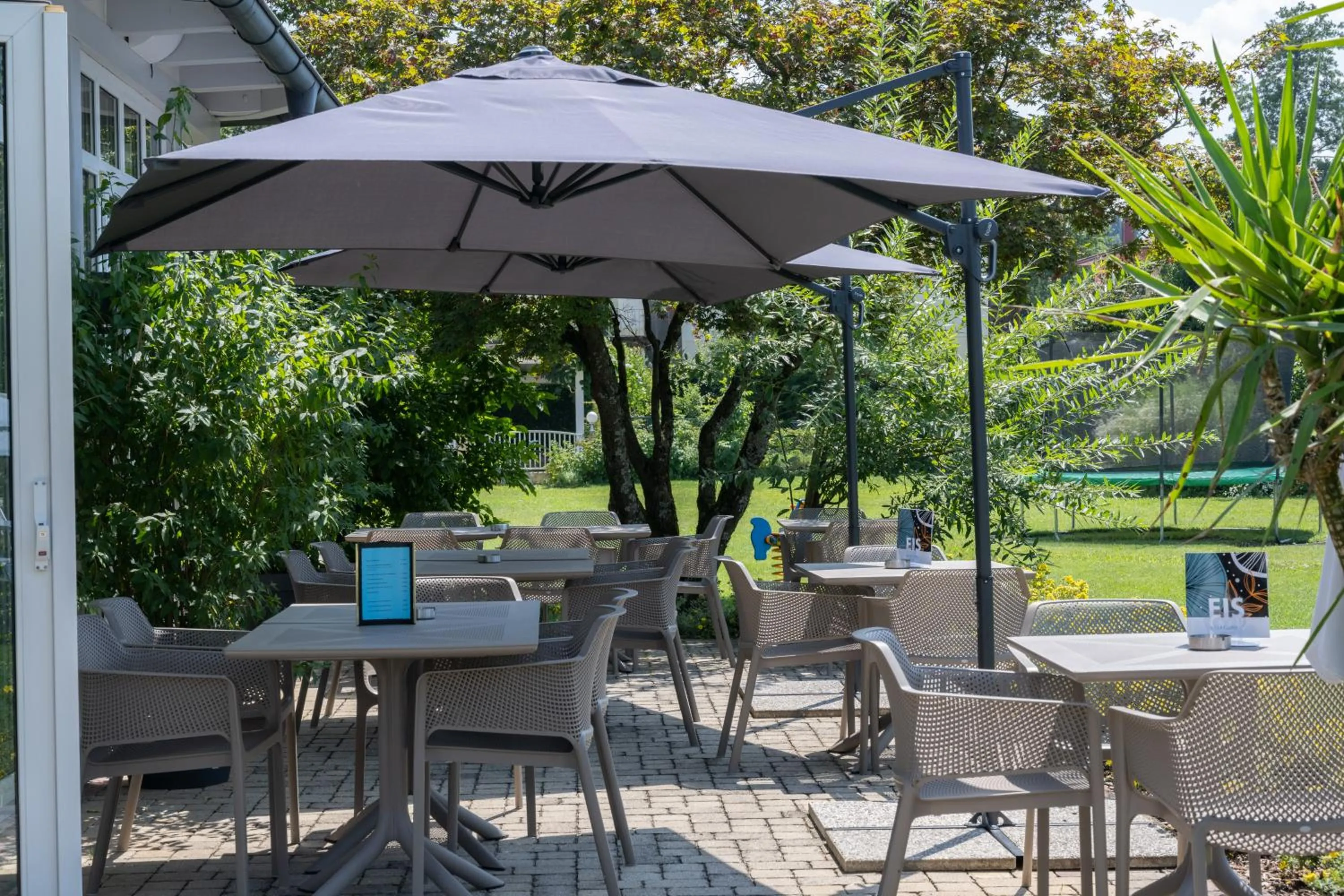 Restaurant/places to eat in Hotel Villa Flora