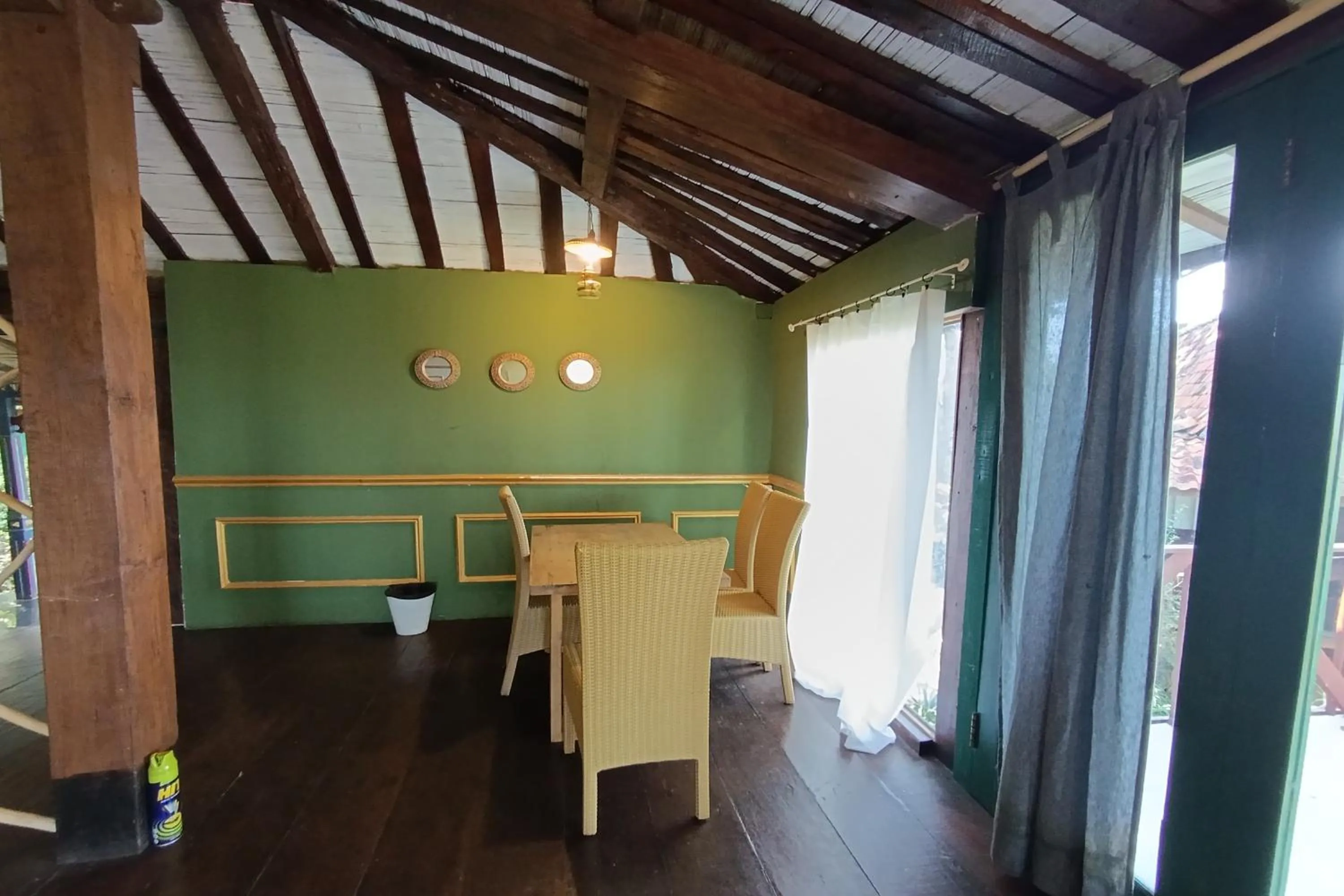 Seating area, Bed in Mendulang by Belza