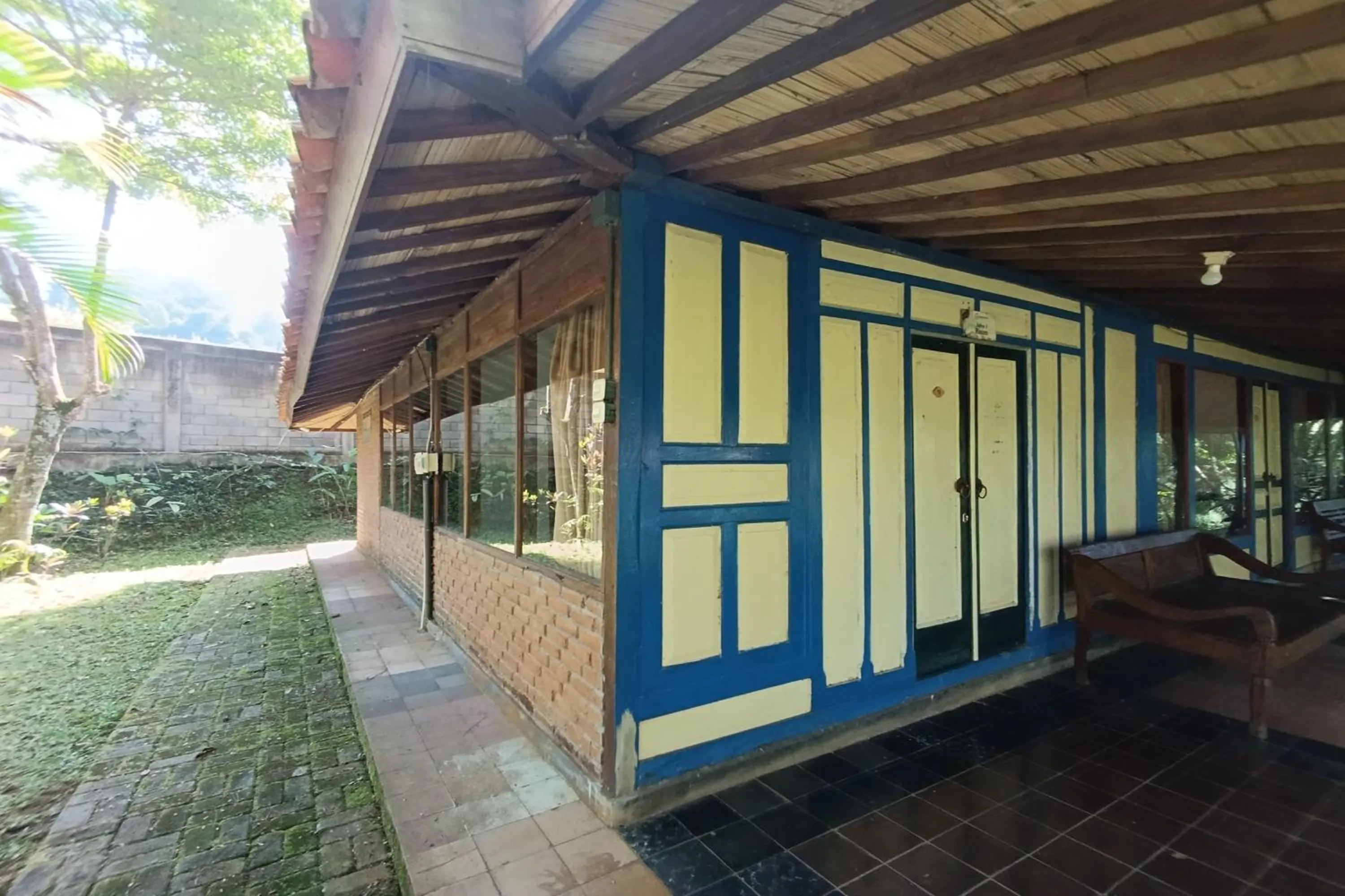 Property building in Mendulang by Belza