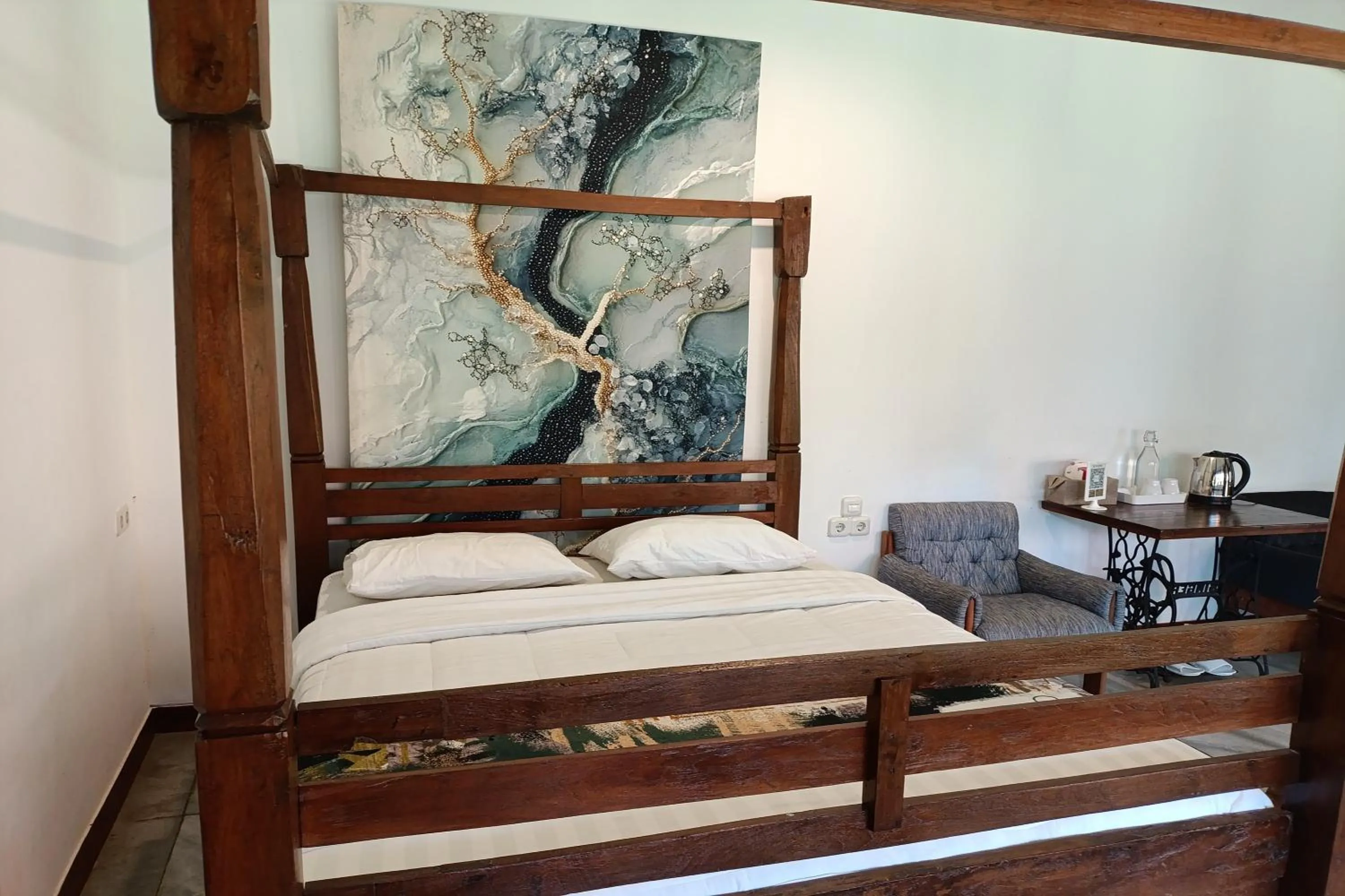 Bed in Mendulang by Belza