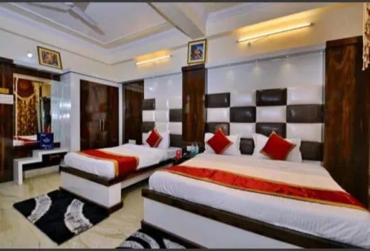 Bedroom, Bed in Ganpati Plaza Hotel
