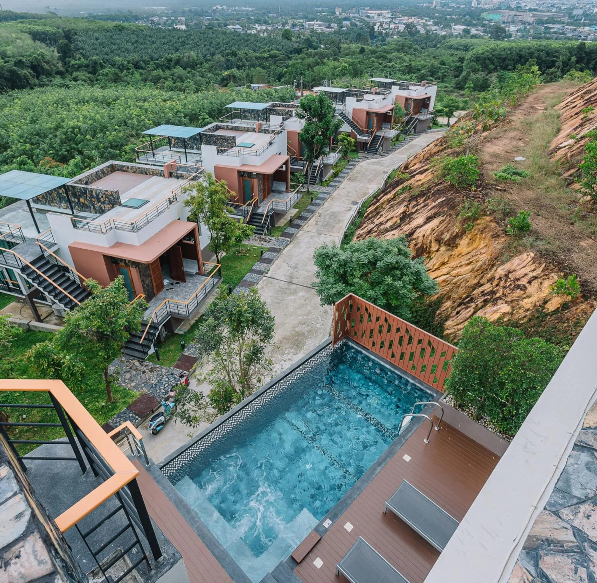 Natural landscape in Sky View Luxury Pool Villa - SHA