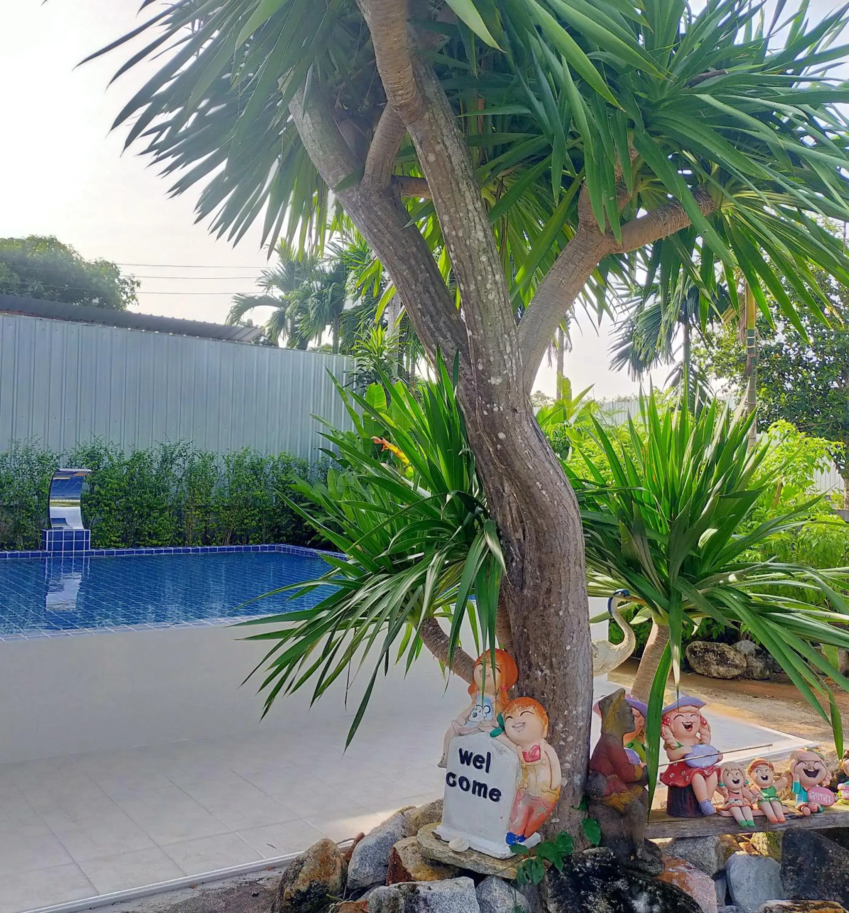 Swimming pool in Davy Cottage Phuket Swimming pool in Davy Cottage Phuket