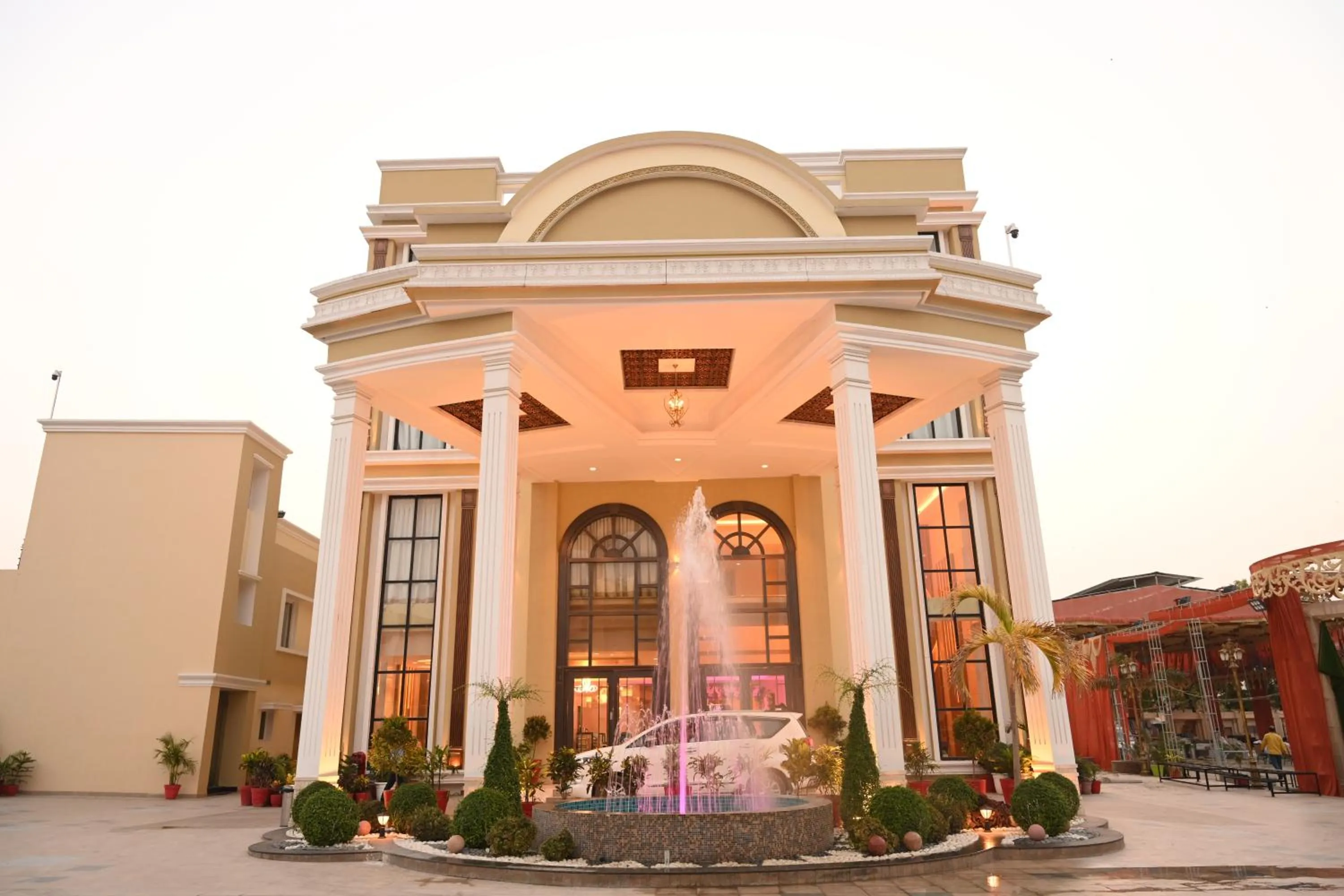 Property building in Hotel Krinoscco