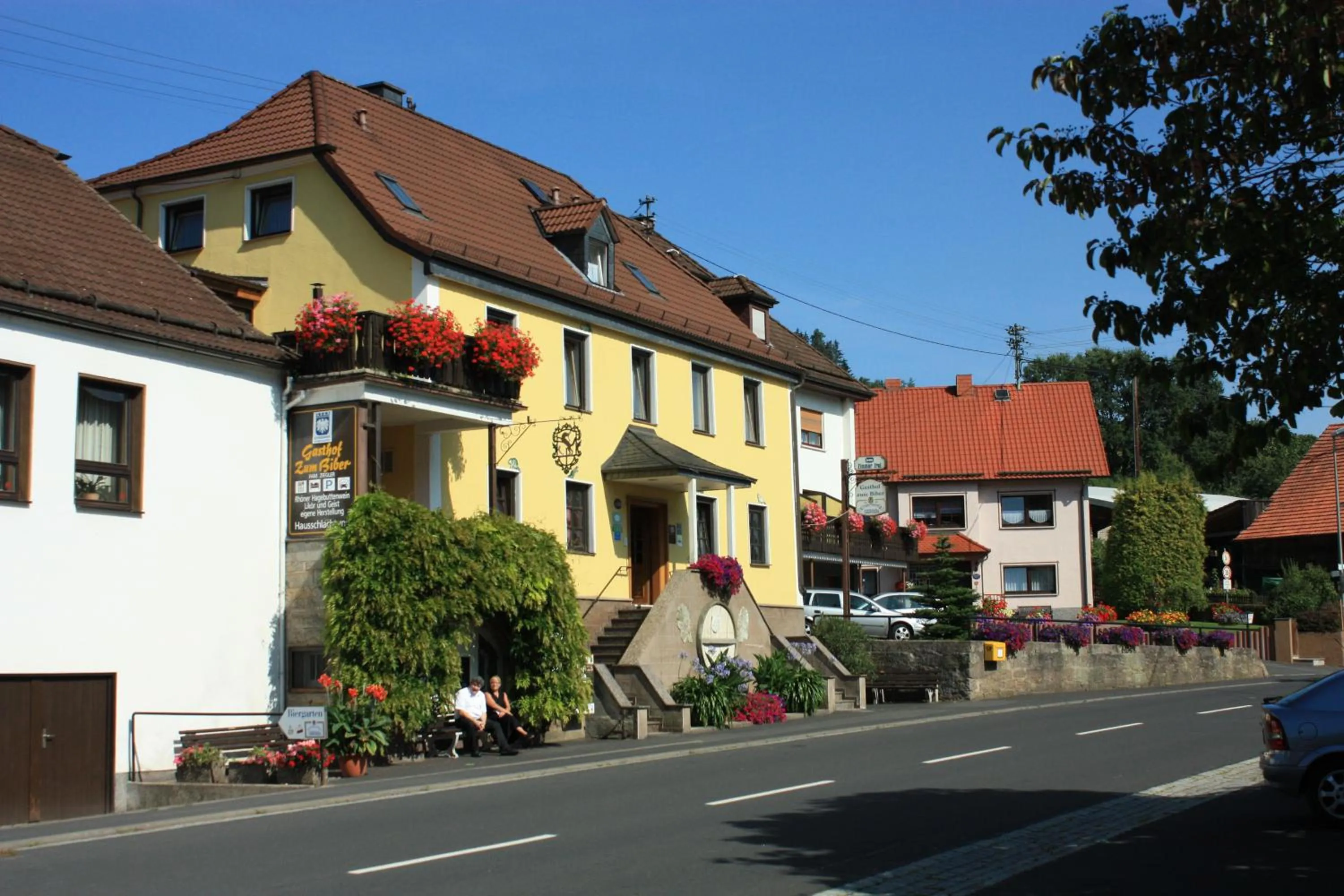 Facade/entrance in Hotel Gasthof zum Biber
