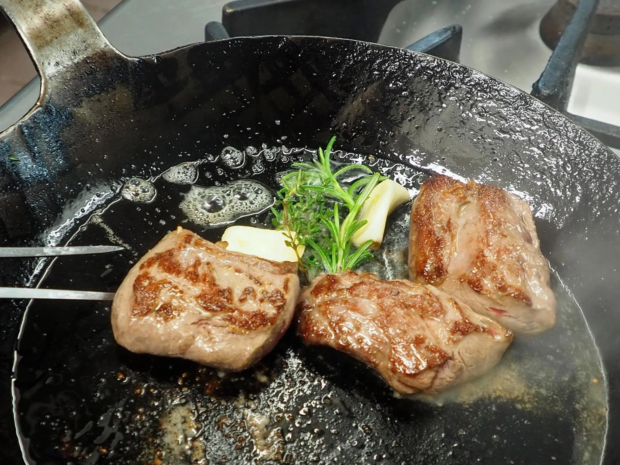 Food and drinks in Hotel Gasthof zum Biber