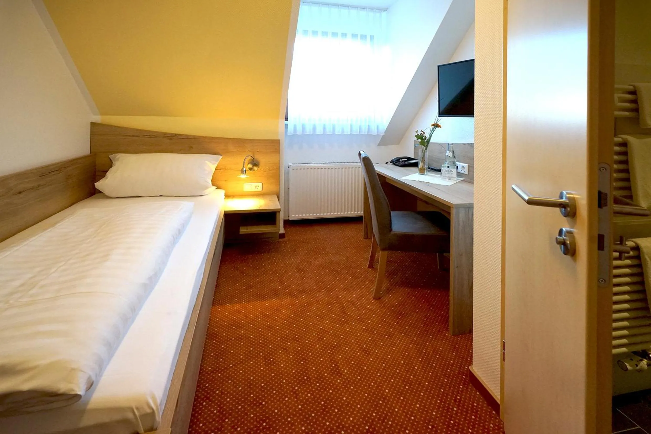 Bed in Hotel Gasthof zum Biber