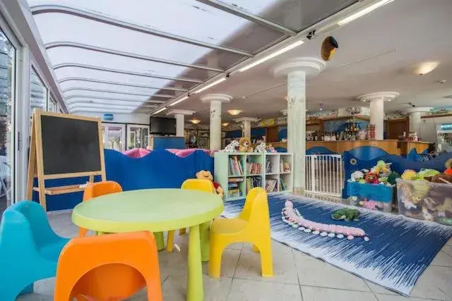 HOTEL TRE ROSE HOTEL TRE ROSE