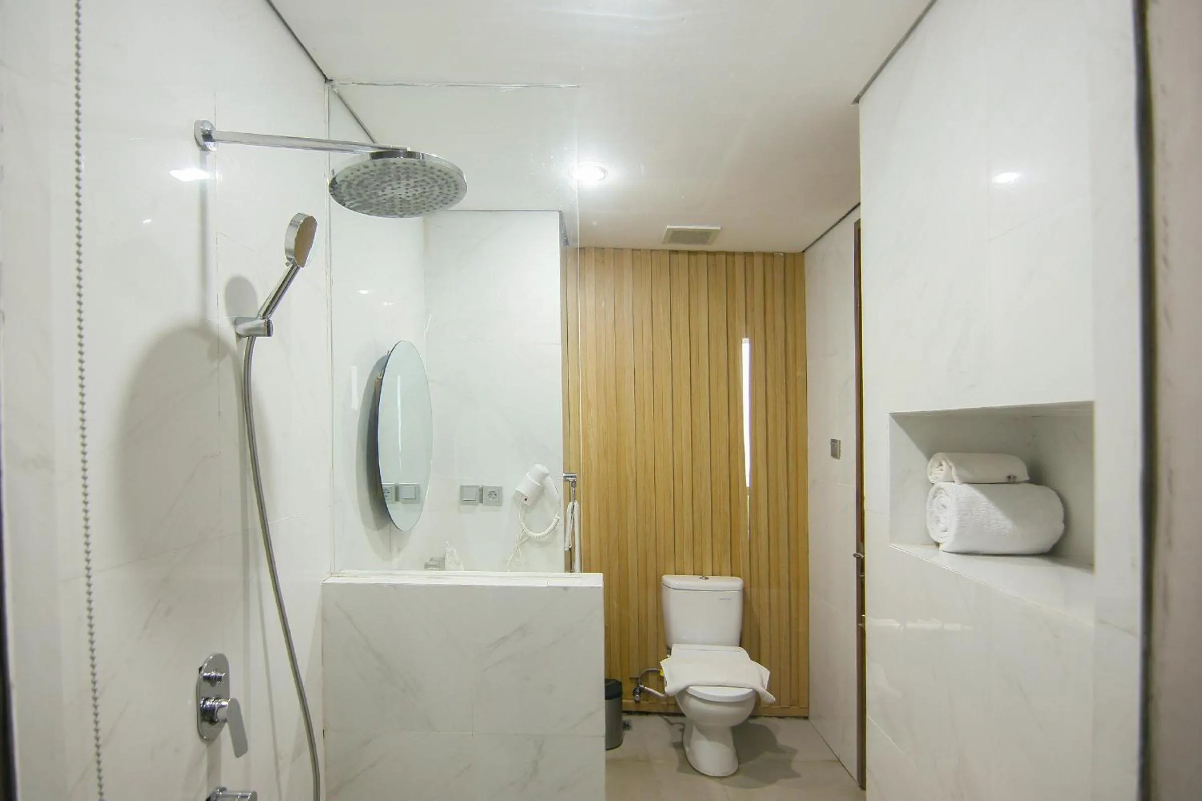 Raja Hotel Kuta Mandalika Resort & Convention