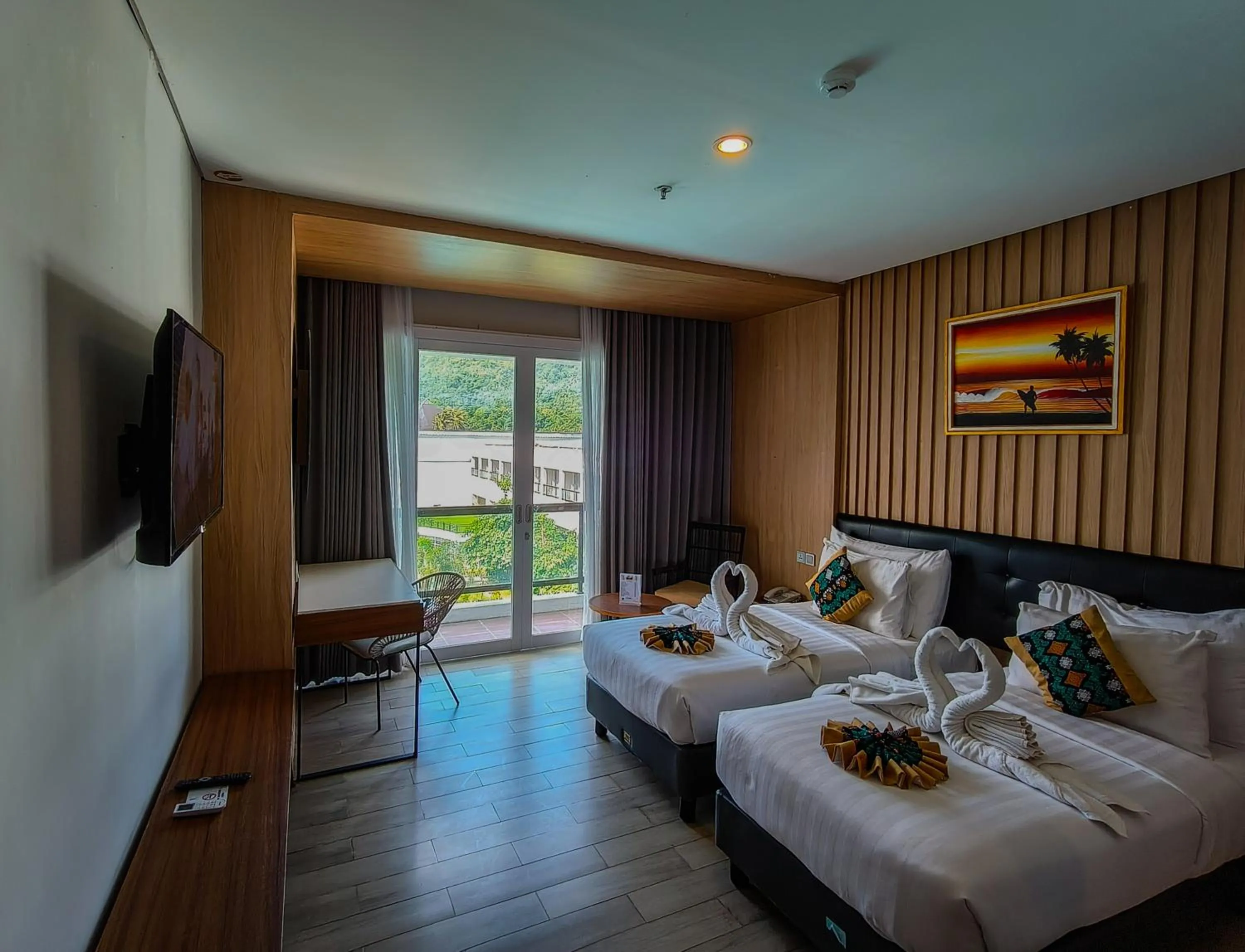 Bed in Raja Hotel Kuta Mandalika Resort & Convention