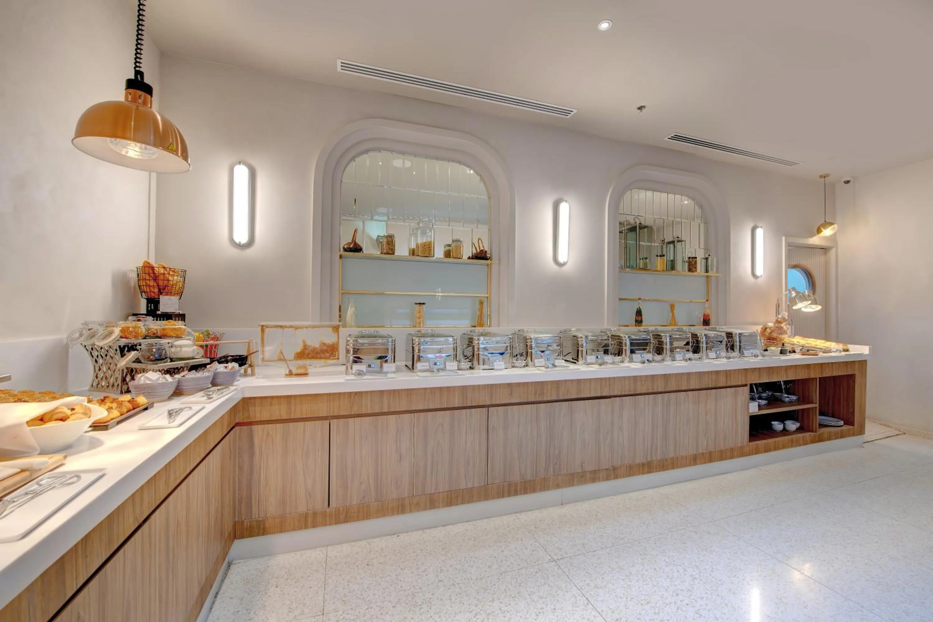 Buffet breakfast in Regency Luxury Suites