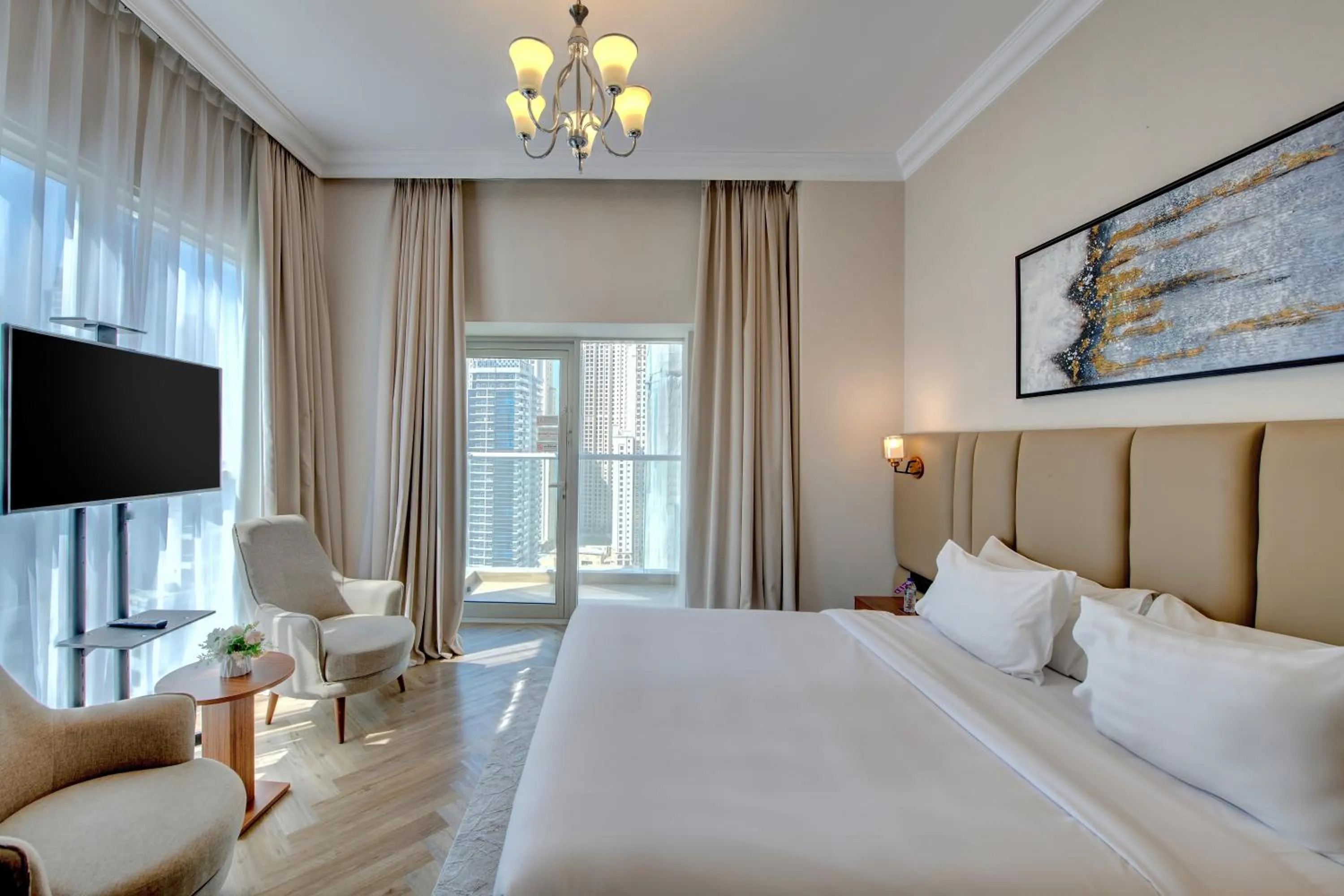 Bedroom, Bed in Royal Regency Suites Marina