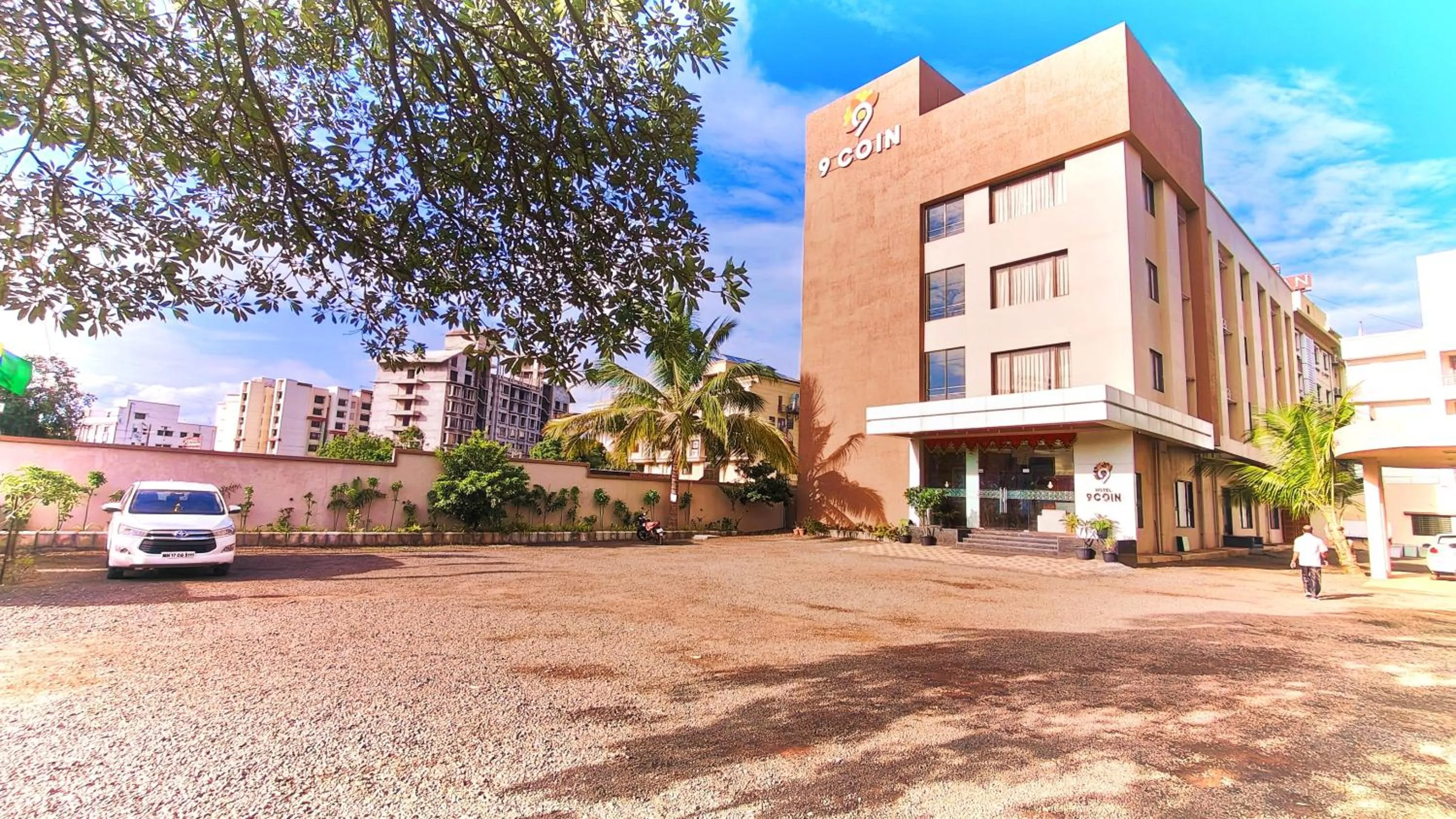 Property building in Hotel 9 Coin