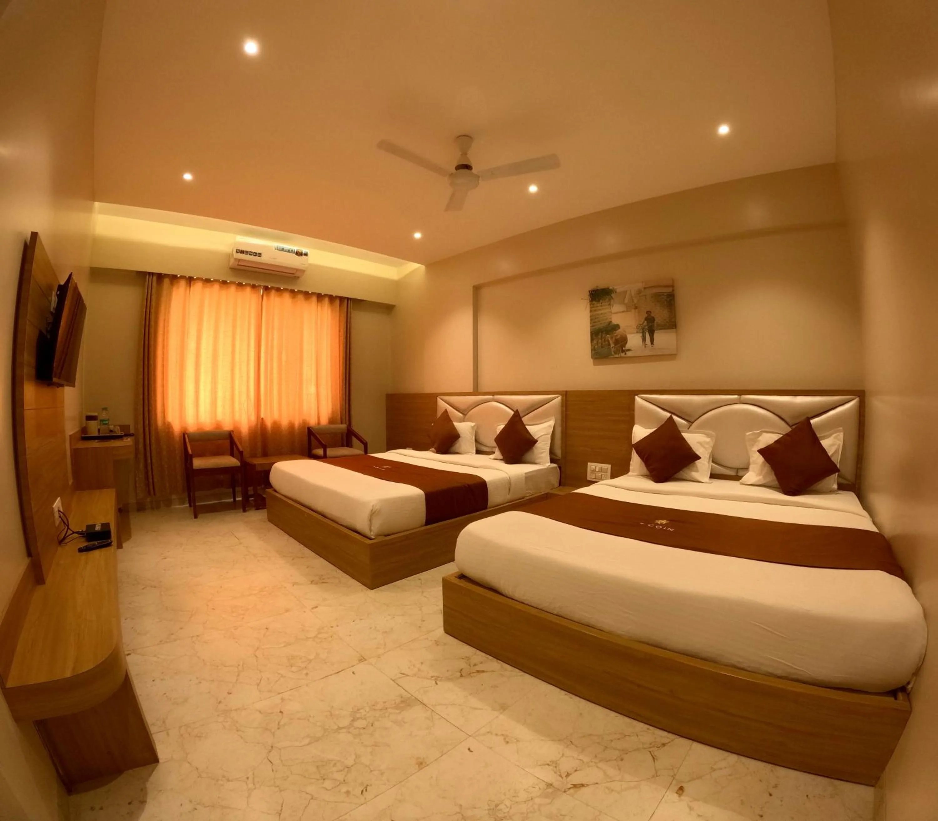 Living room, Bed in Hotel 9 Coin