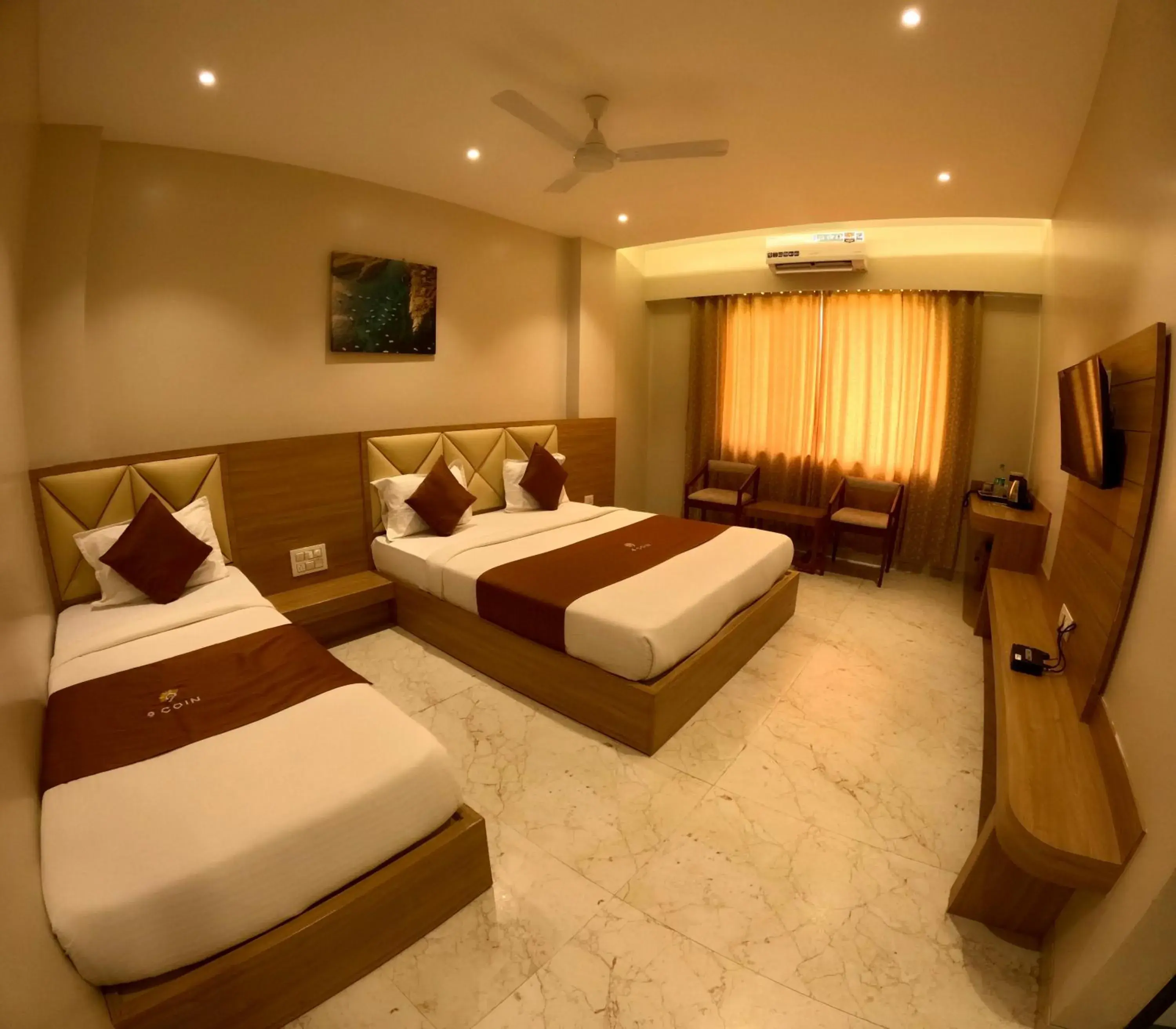 View (from property/room), Bed in Hotel 9 Coin View (from property/room), Bed in Hotel 9 Coin