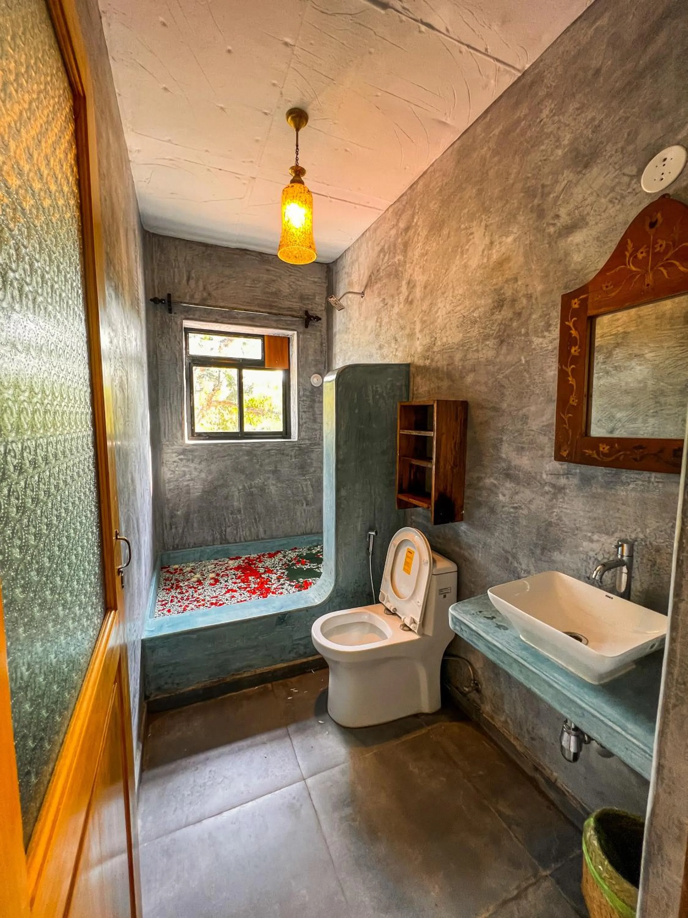 Bathroom, Bed in Nalanda Retreat Goa By Mandrem Beach