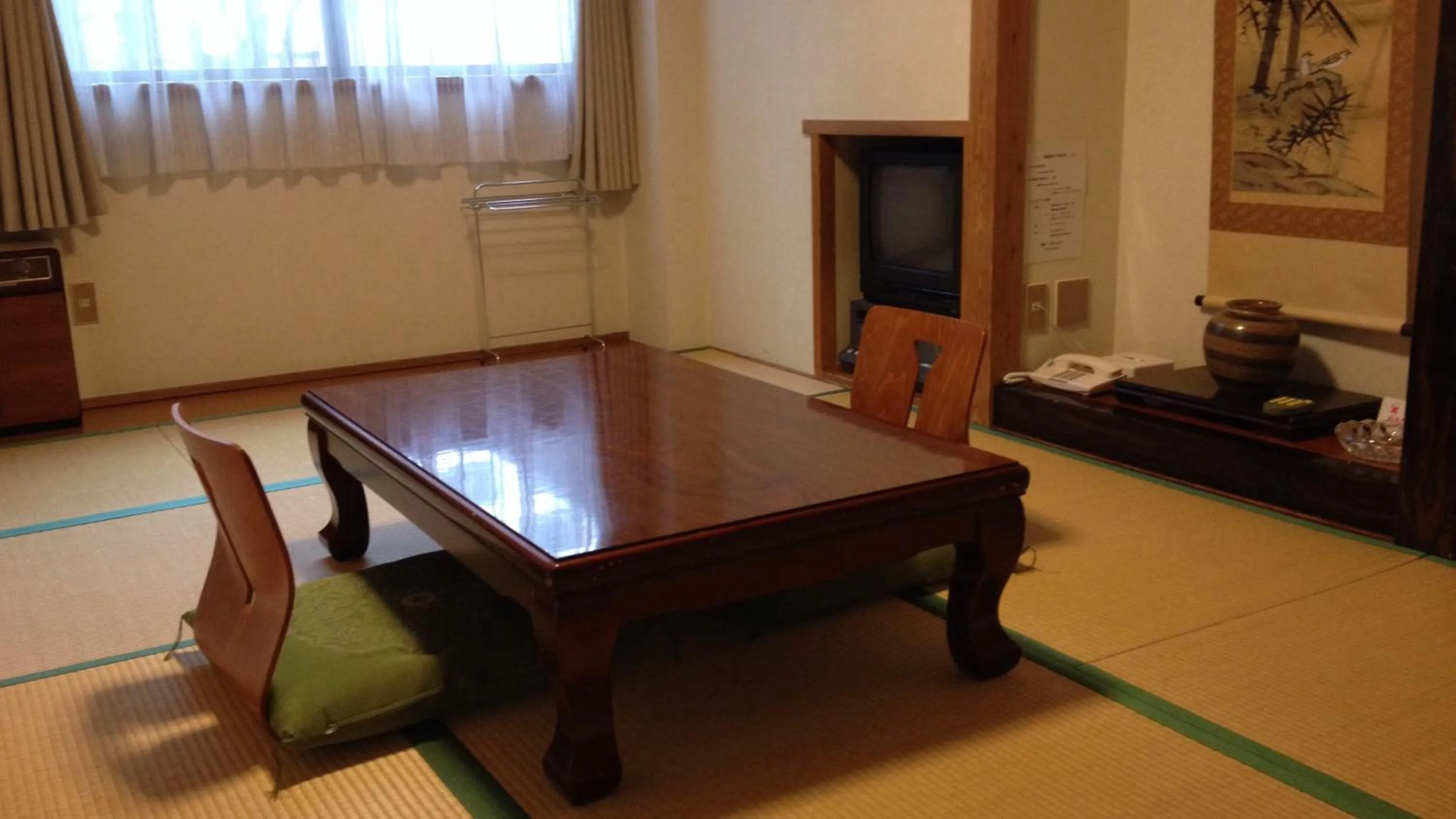 Photo of the whole room in Naeba Musashi