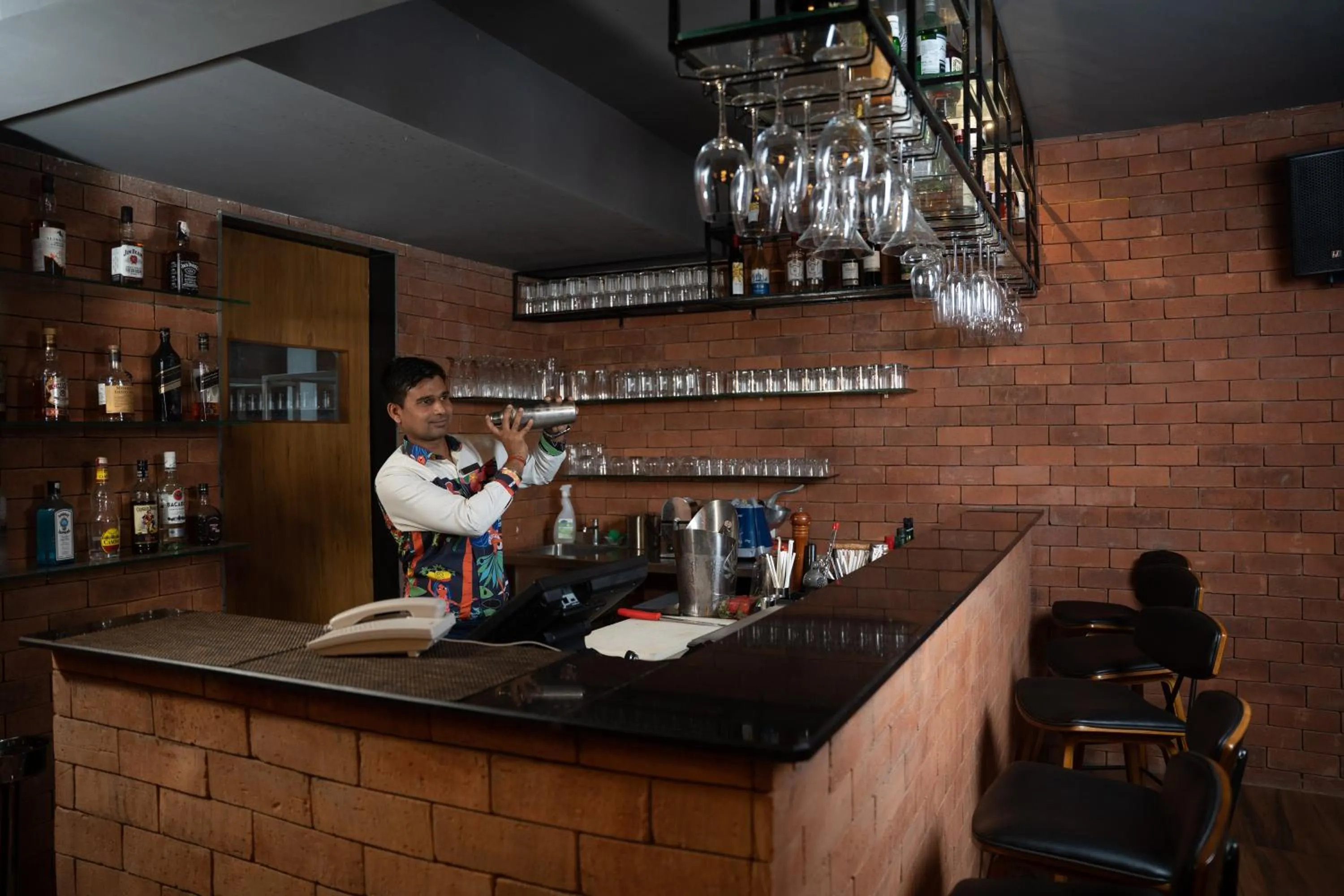 Lounge or bar in U Rivergate Resort & Spa, Karjat