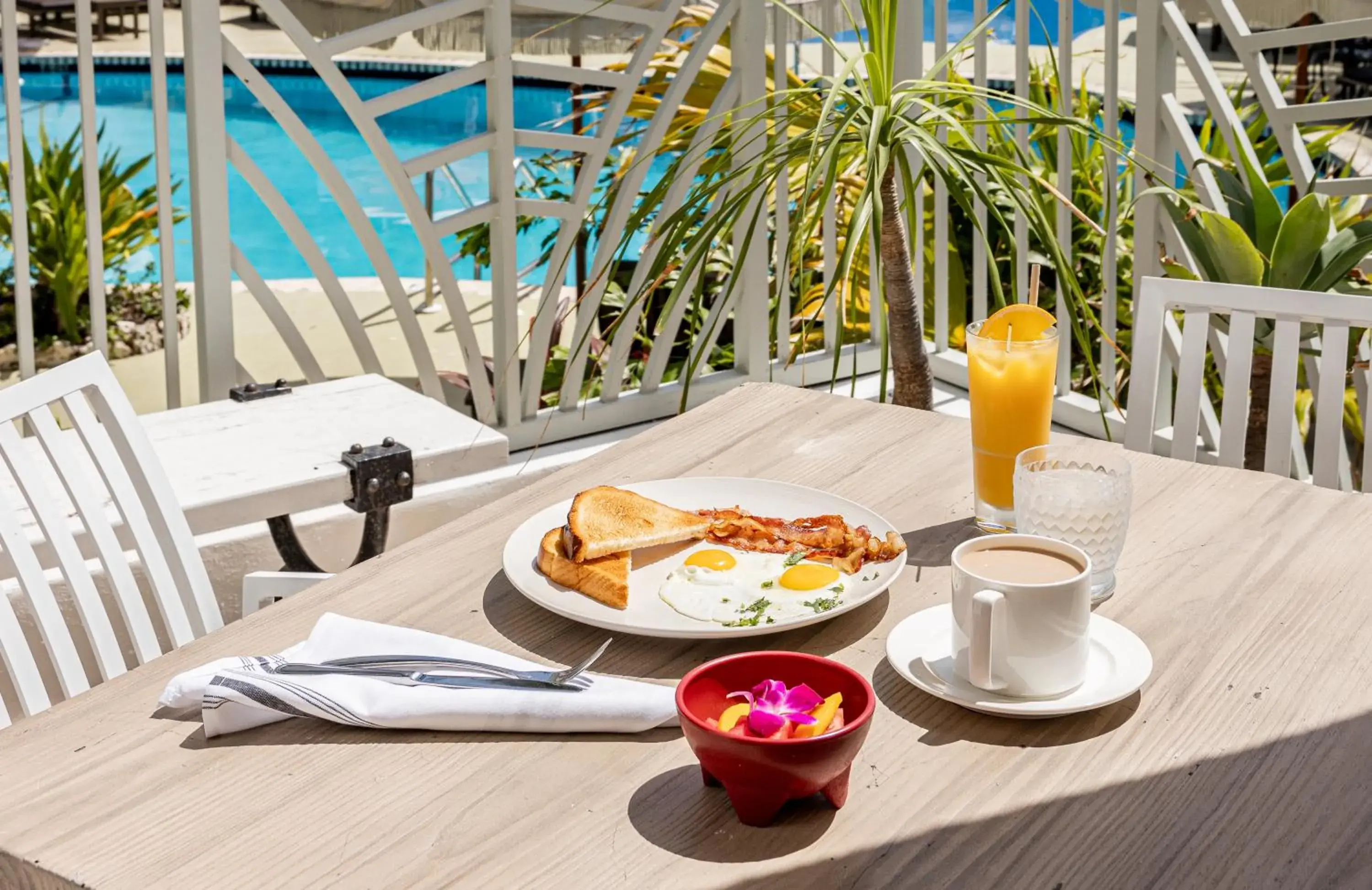 Breakfast in The Savoy Hotel & Beach Club Breakfast in The Savoy Hotel & Beach Club