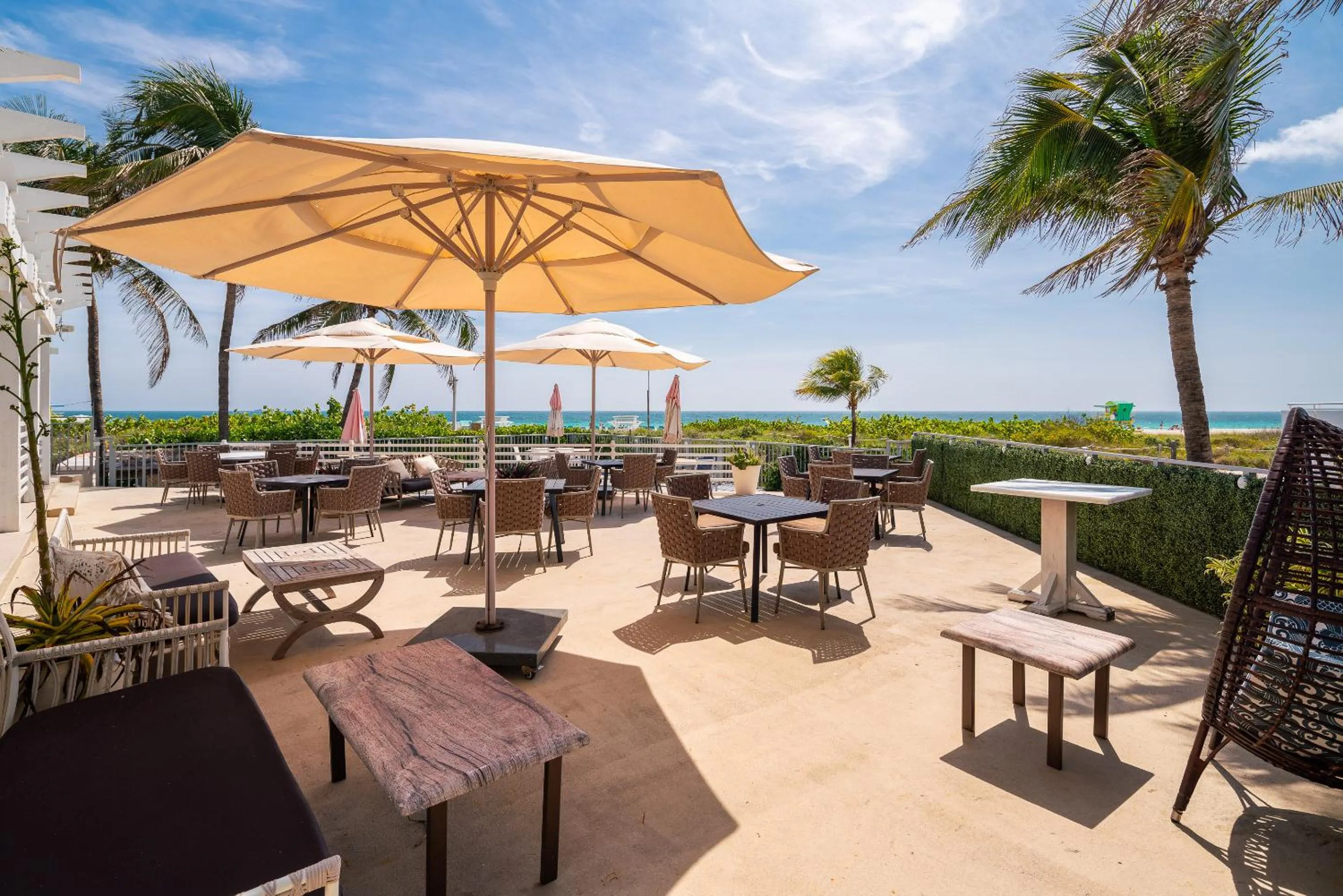 Balcony/Terrace in The Savoy Hotel & Beach Club