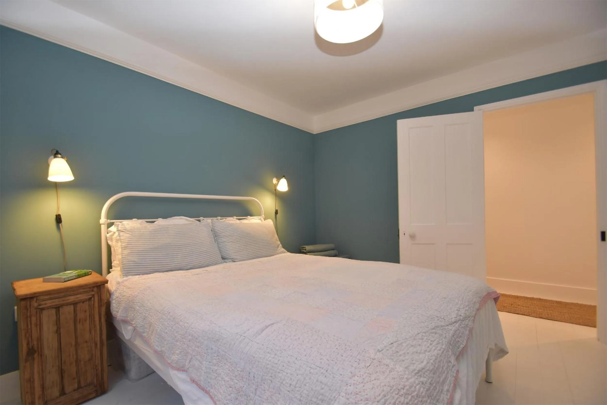 Bed in Seaside Retreat