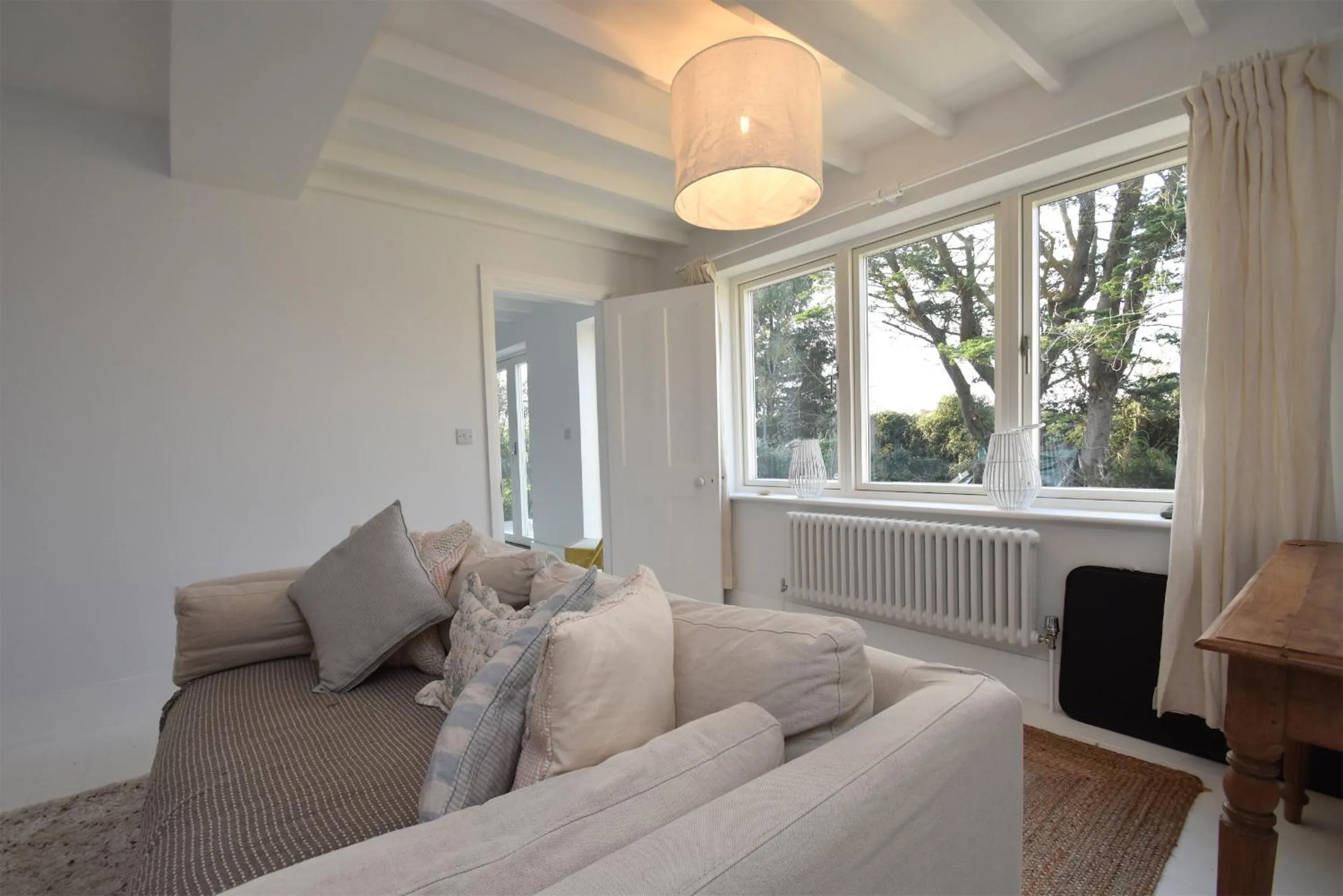 Lounge or bar in Seaside Retreat