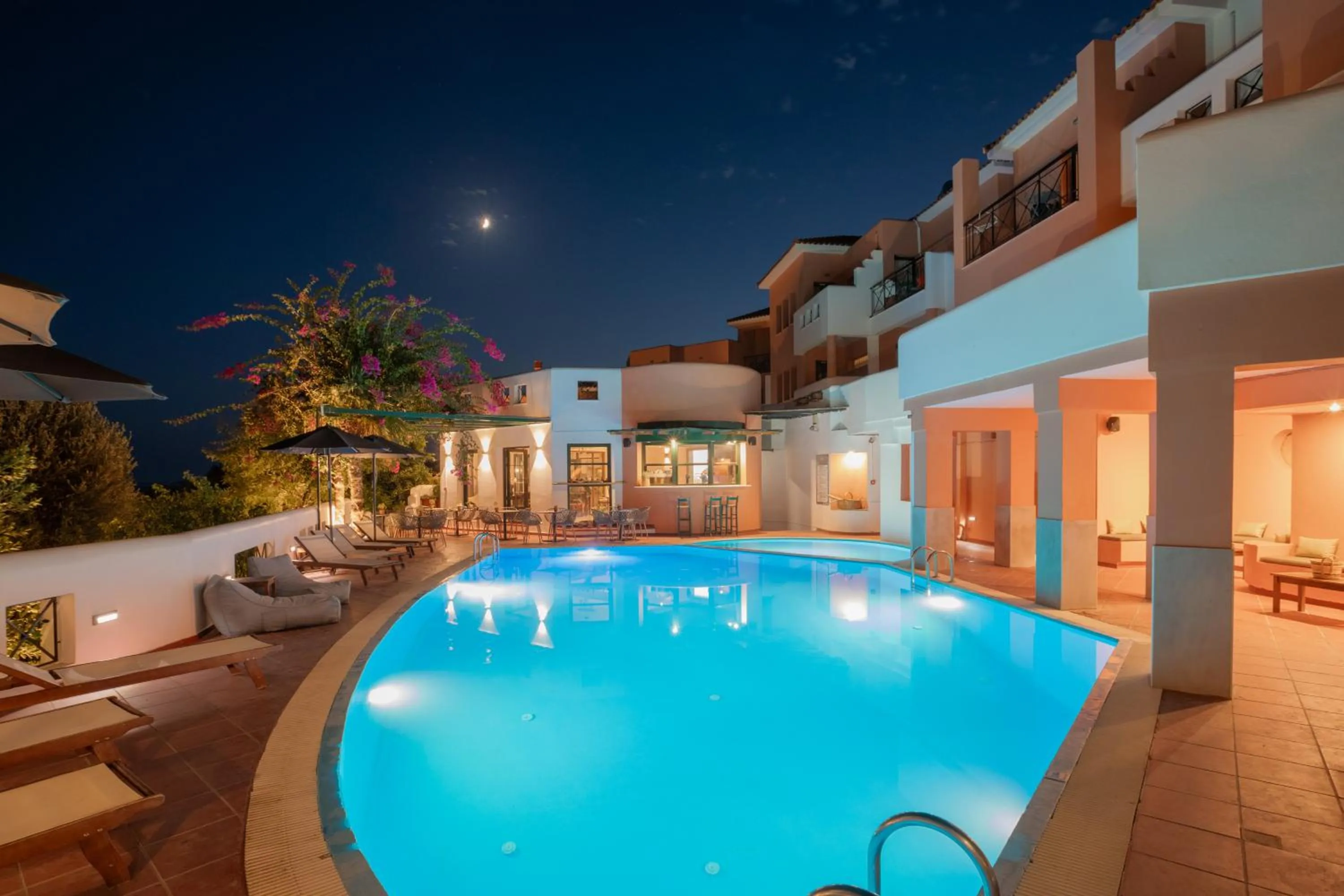 Night in Nisea Hotel Samos