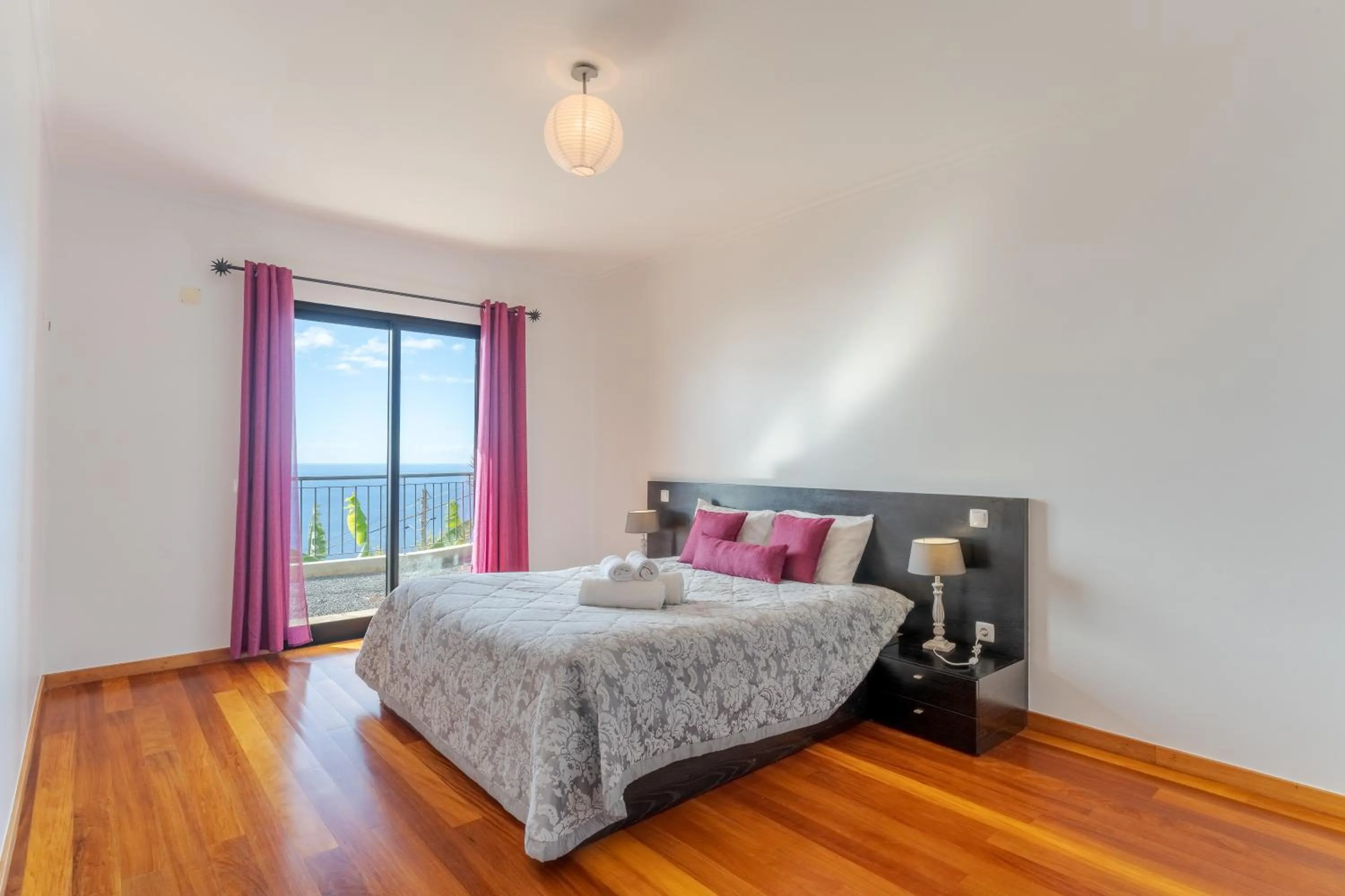 Bedroom, Bed in Ocean View Tabua by Holiday Rental Madeira