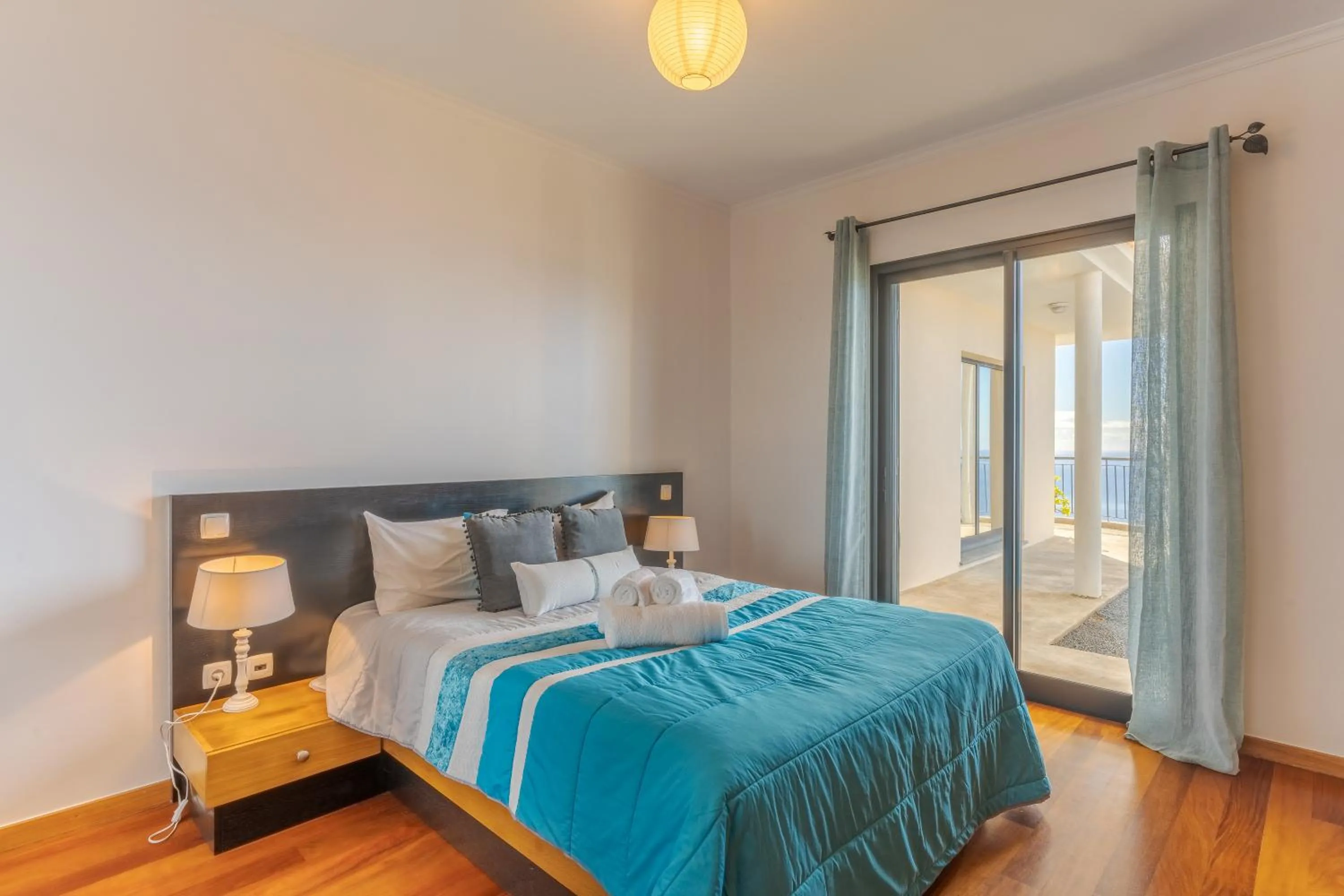 Bedroom, Bed in Ocean View Tabua by Holiday Rental Madeira