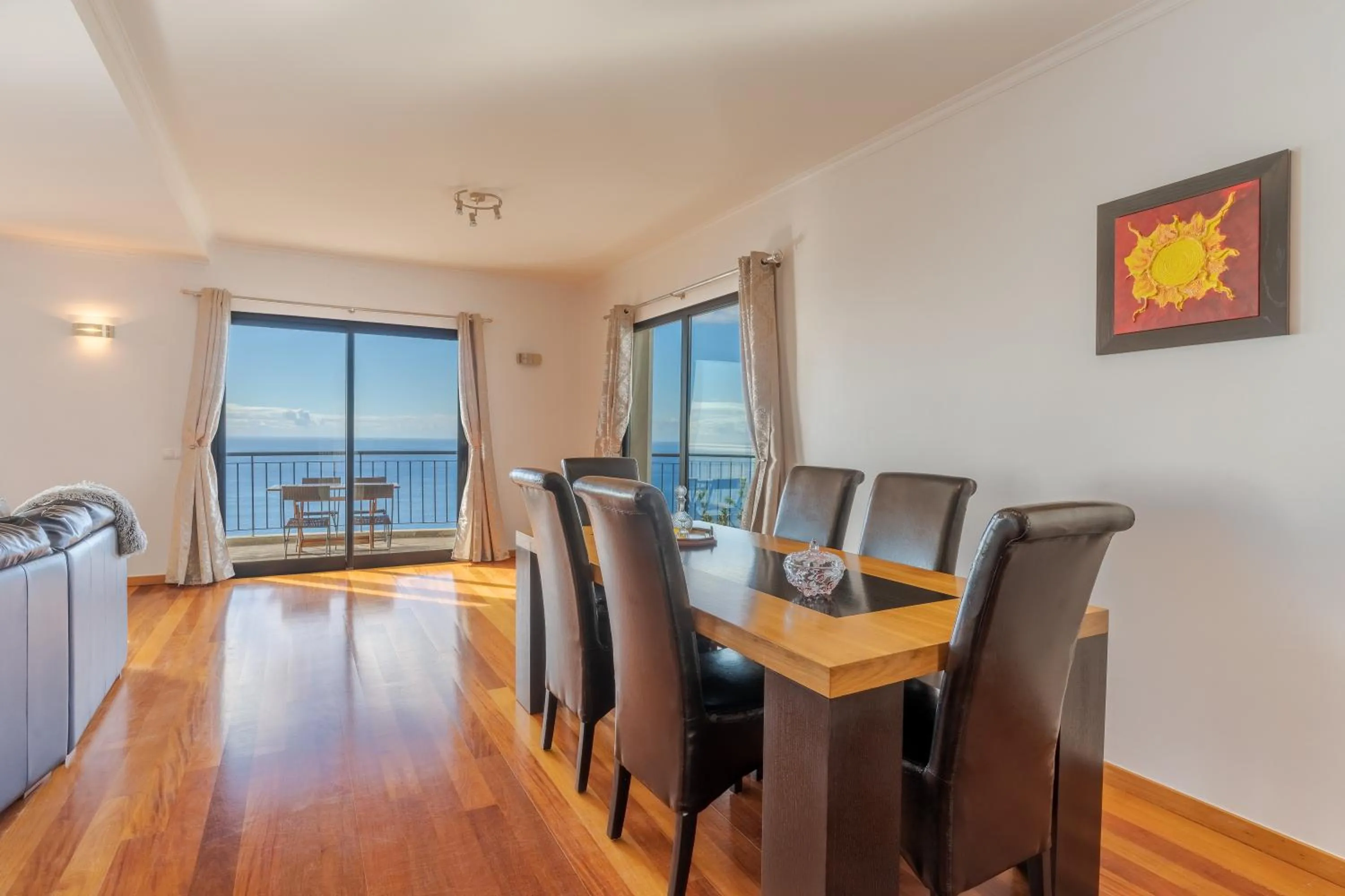 Dining area in Ocean View Tabua by Holiday Rental Madeira