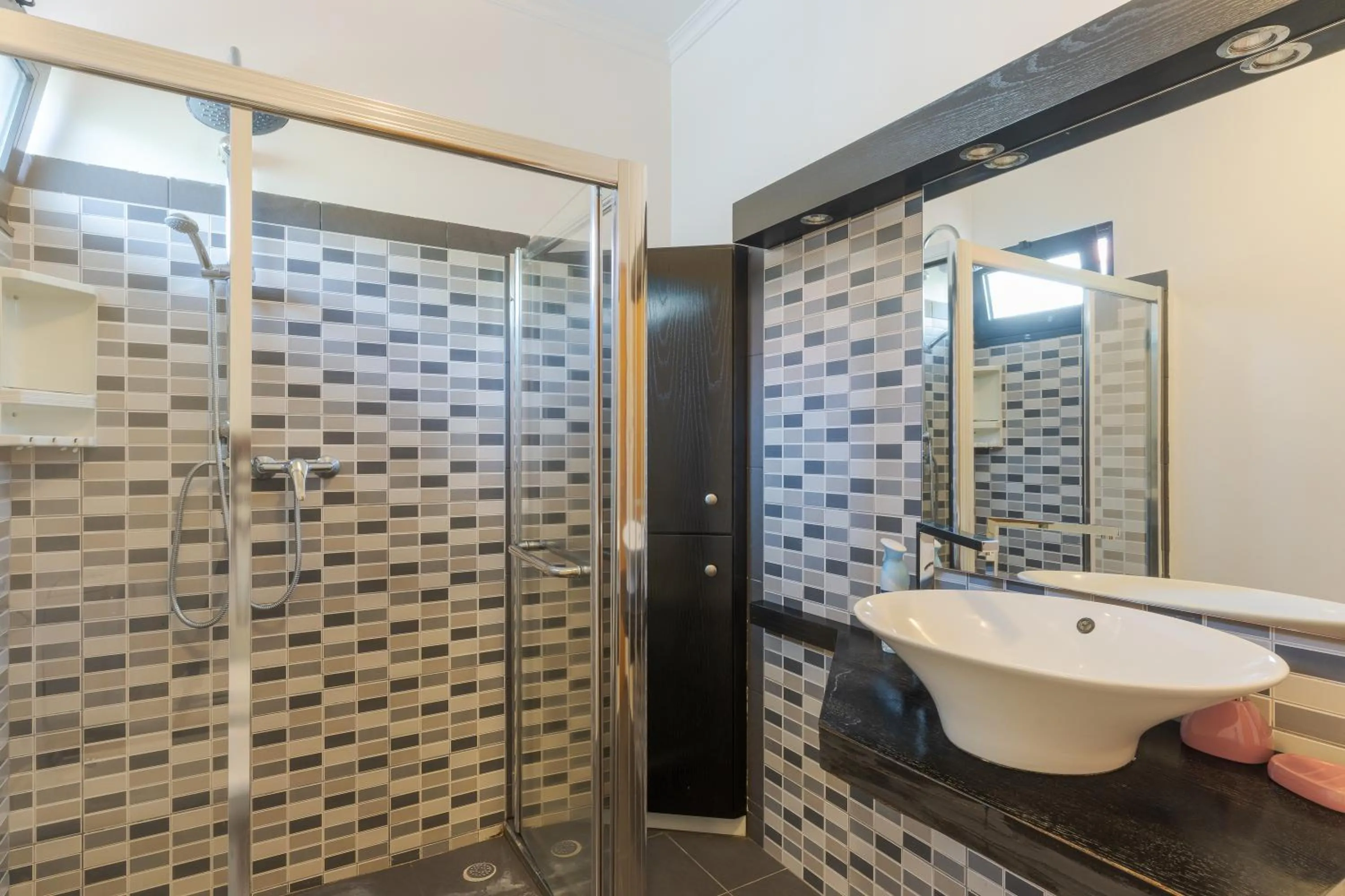 Bathroom in Ocean View Tabua by Holiday Rental Madeira