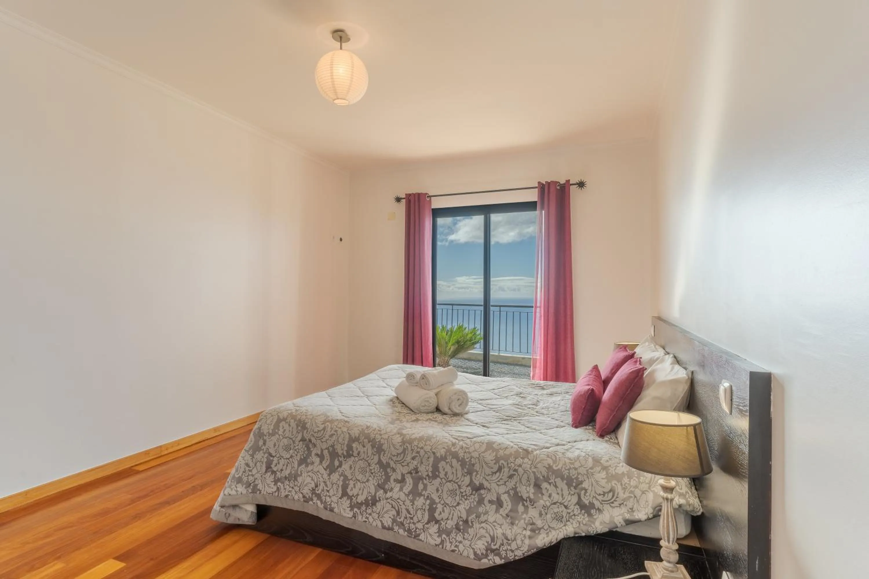 Bed in Ocean View Tabua by Holiday Rental Madeira