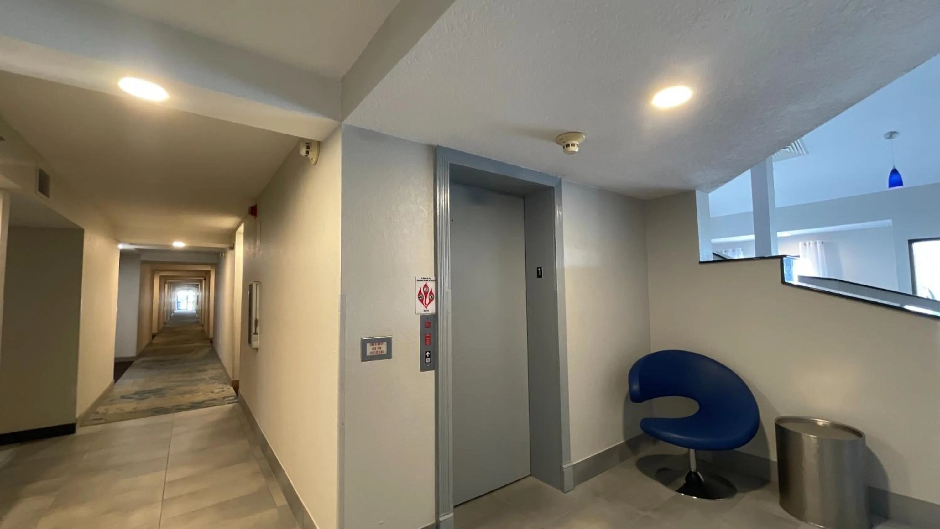 Destiny Palms Hotel Maingate West