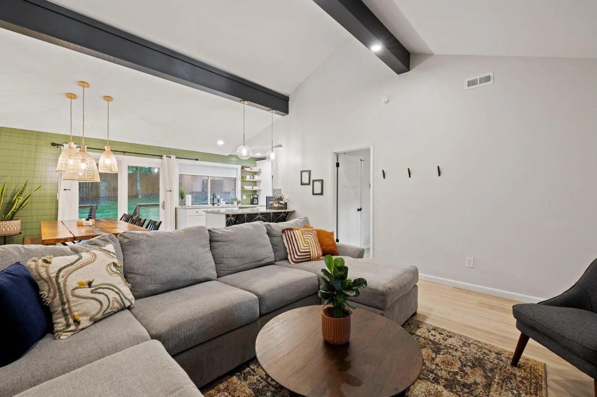 Near Biltmore, Hiking, Breweries W Game Room