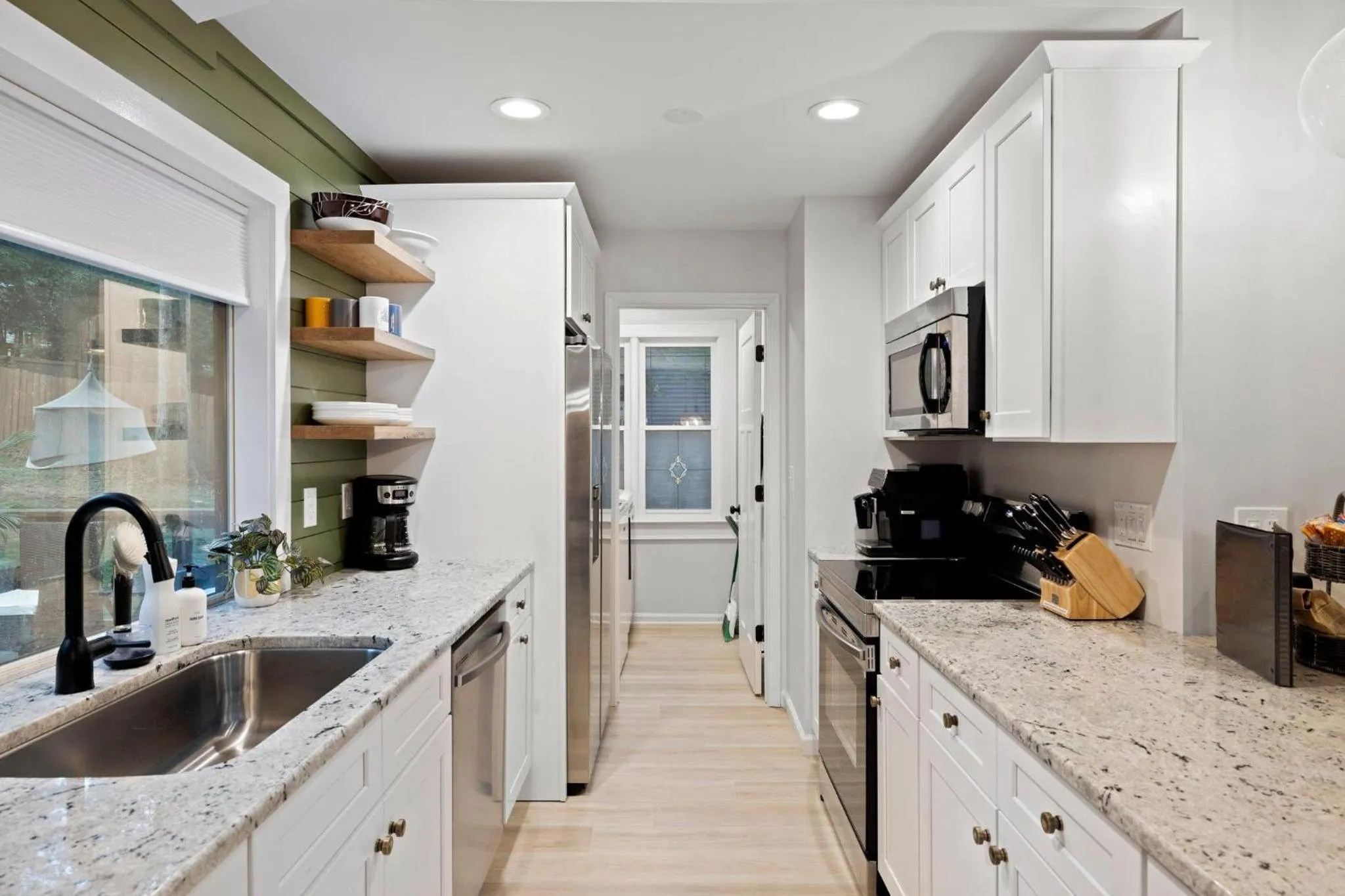 Near Biltmore, Hiking, Breweries W Game Room