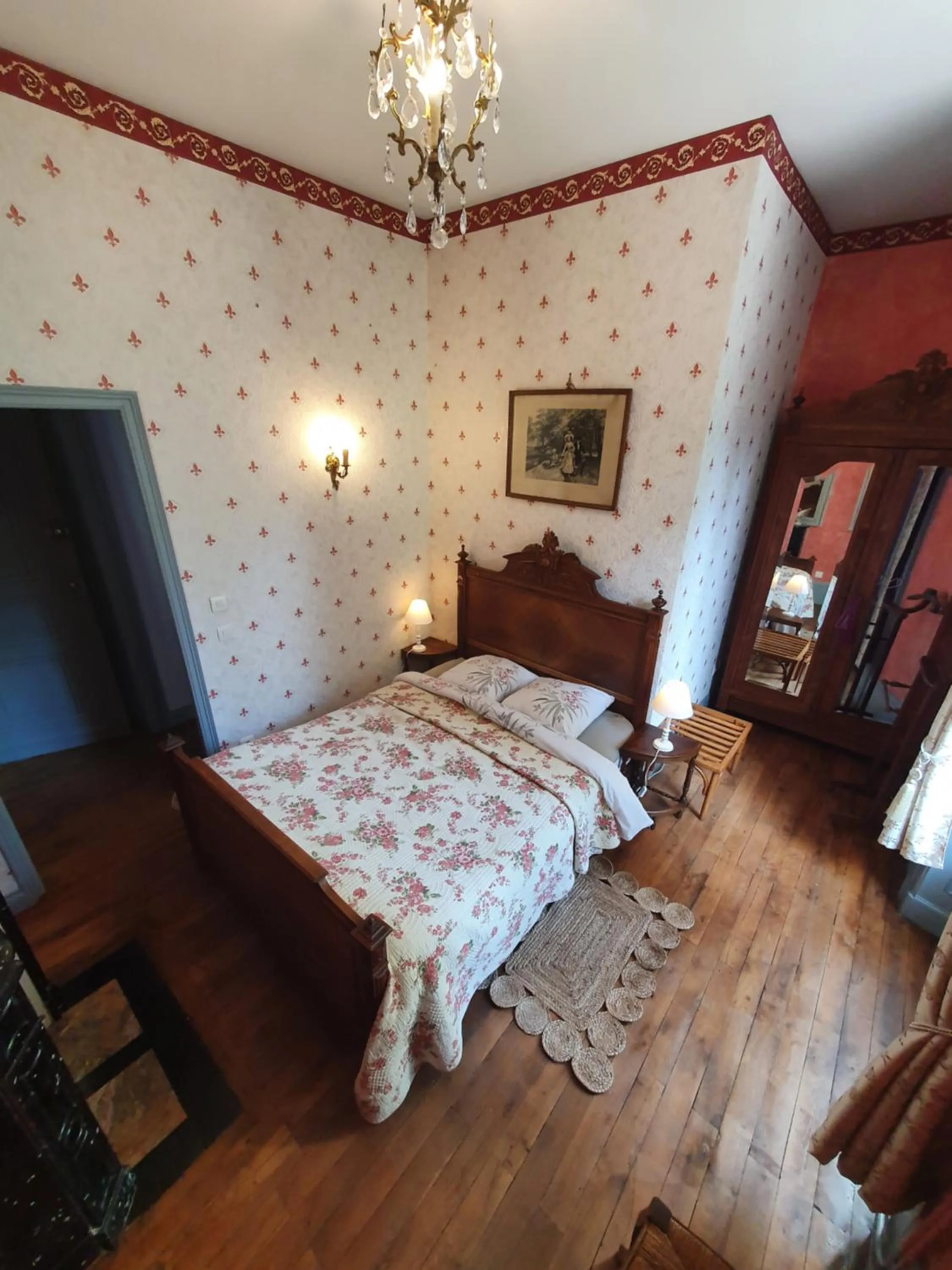 Bed in Château de MontSablé