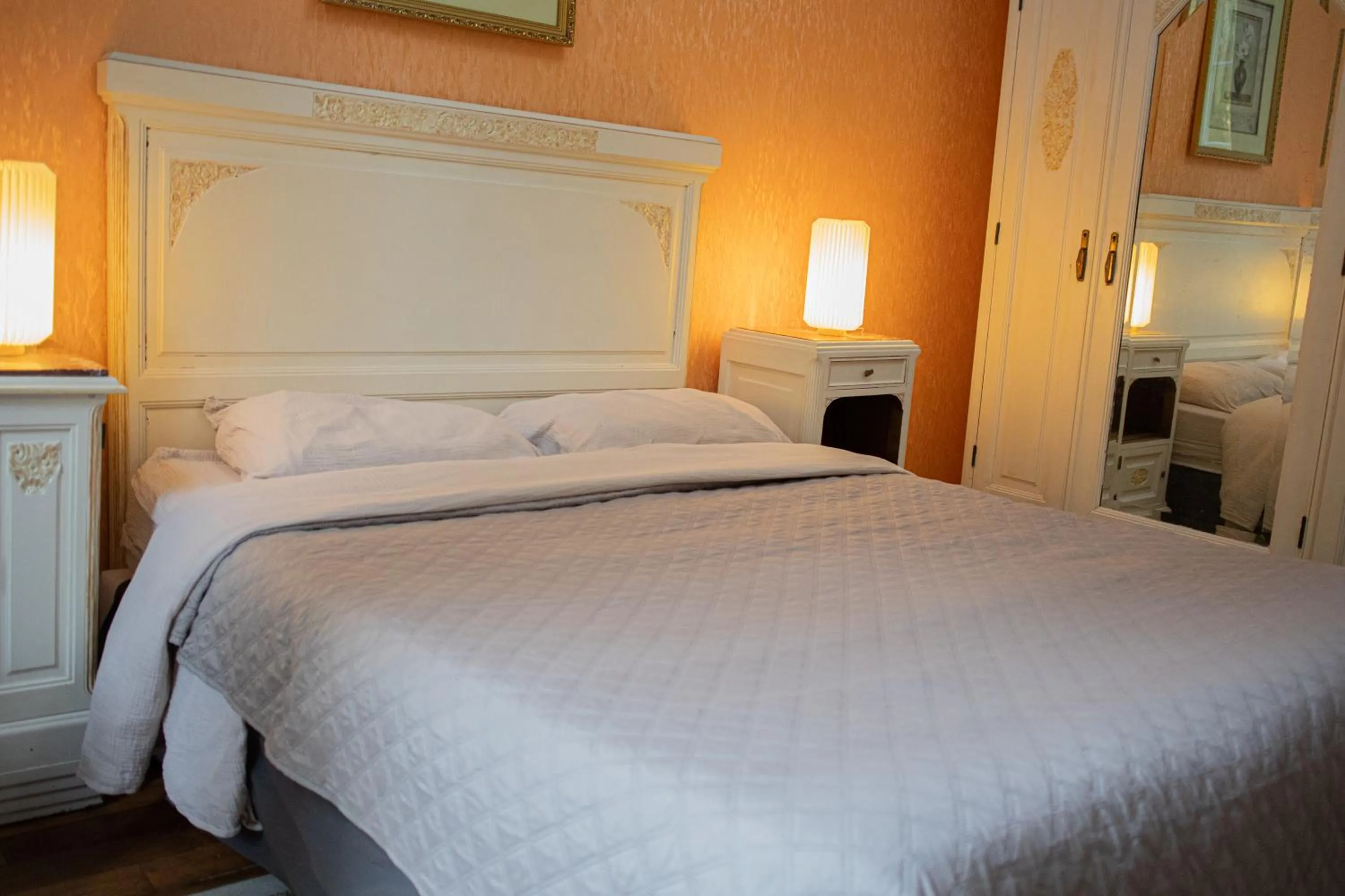 Bed in Château de MontSablé