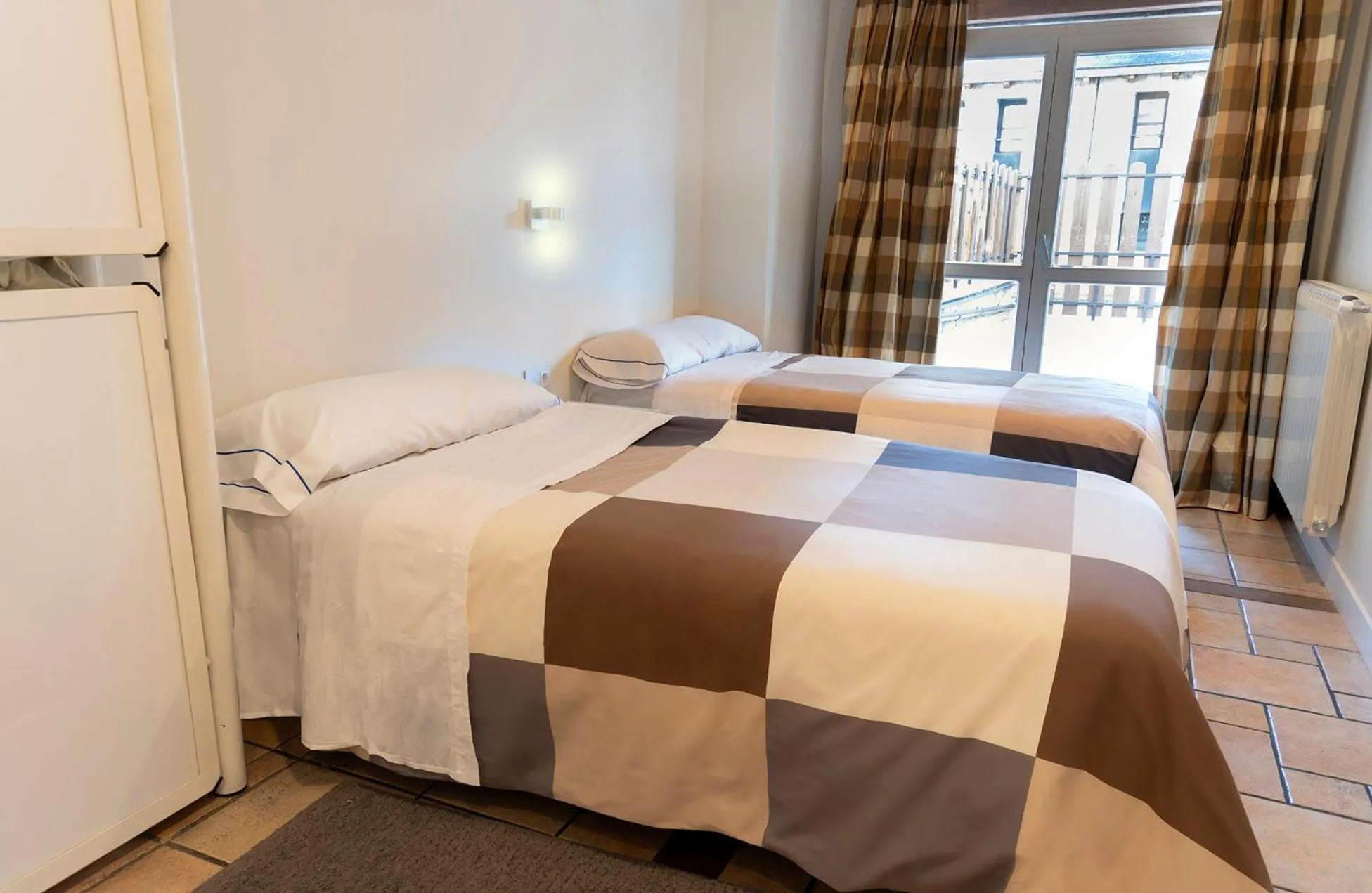Bedroom, Bed in Prados de Velarta