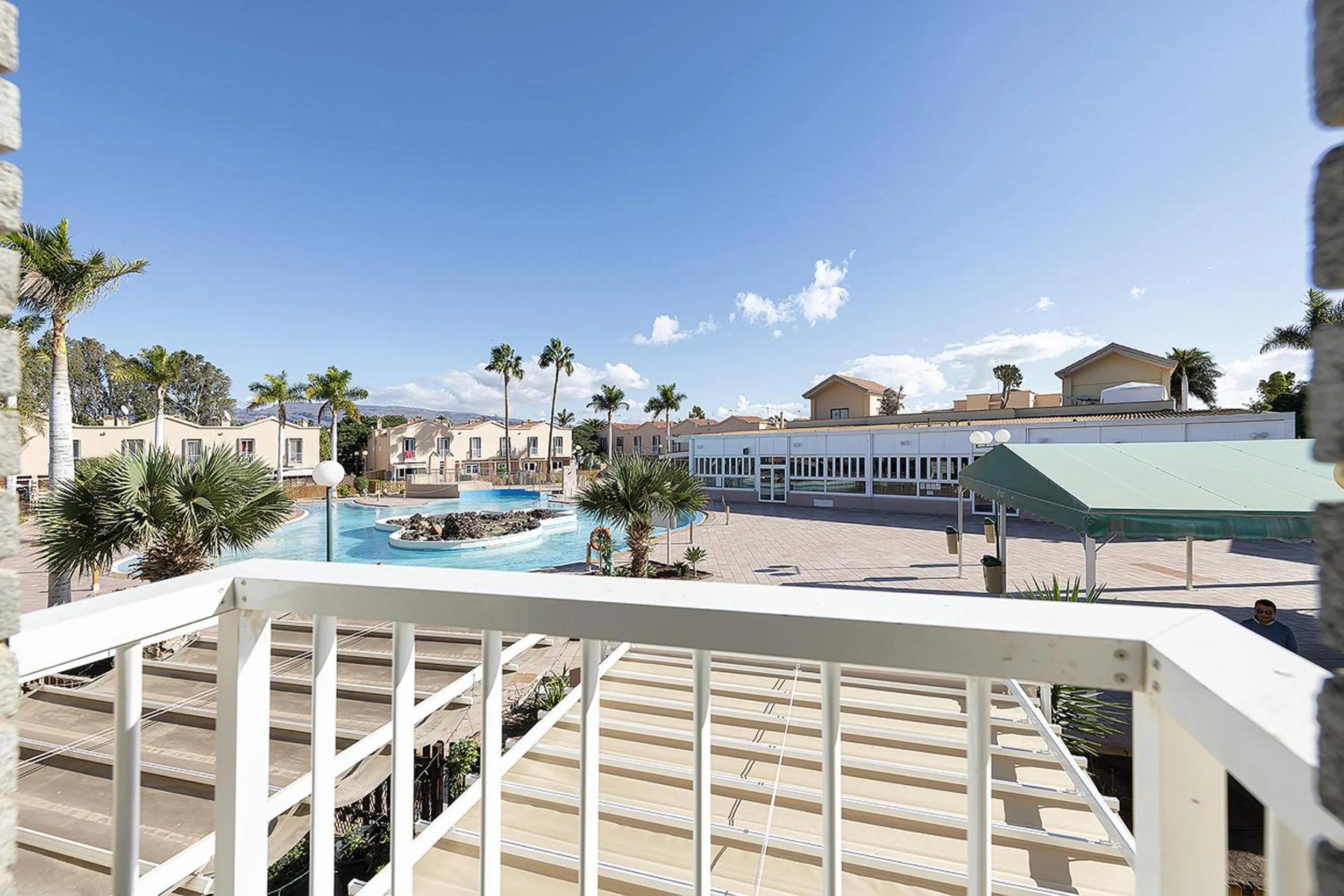 Balcony/Terrace in Villetta Green oasis club