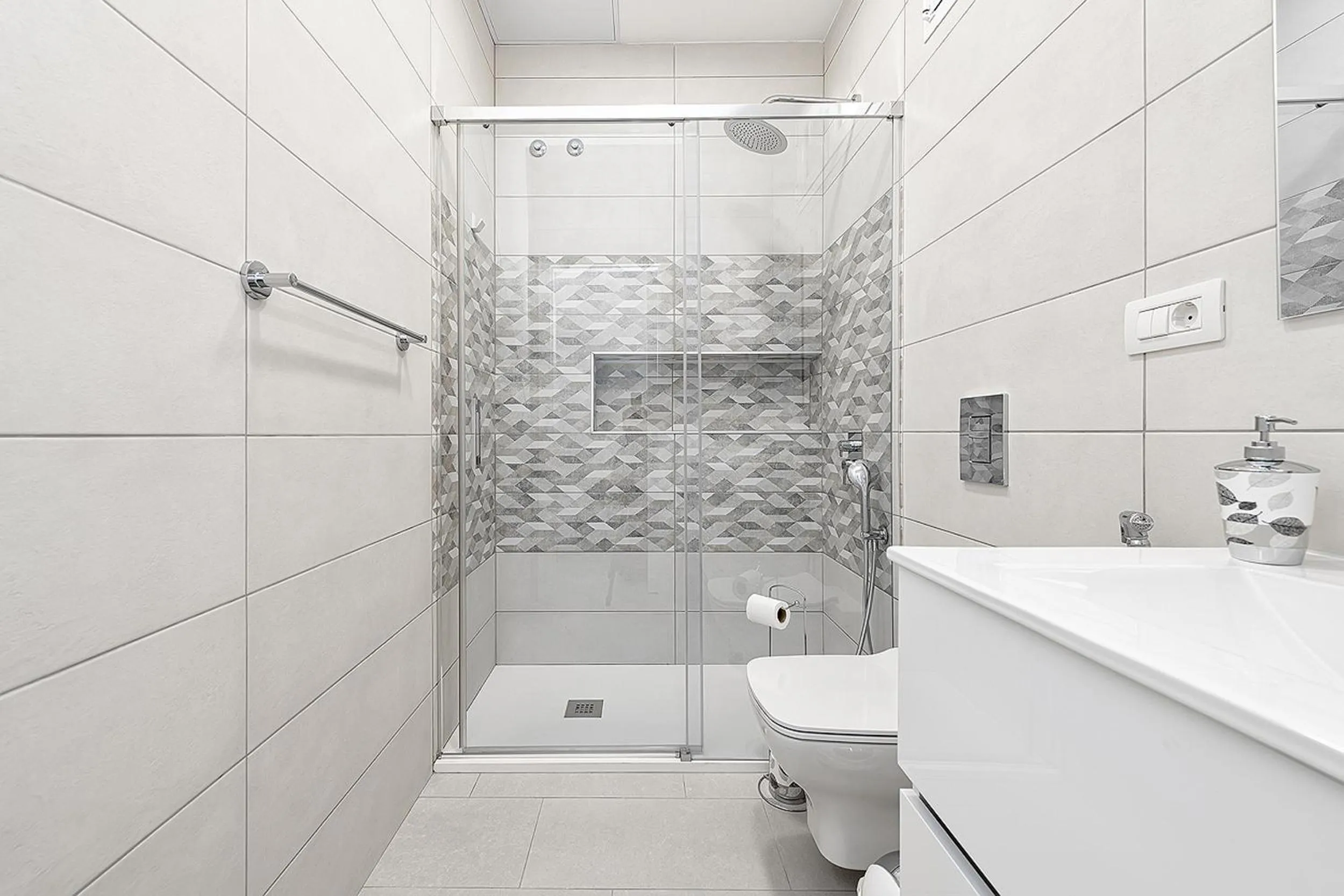 Bathroom in Villetta Green oasis club